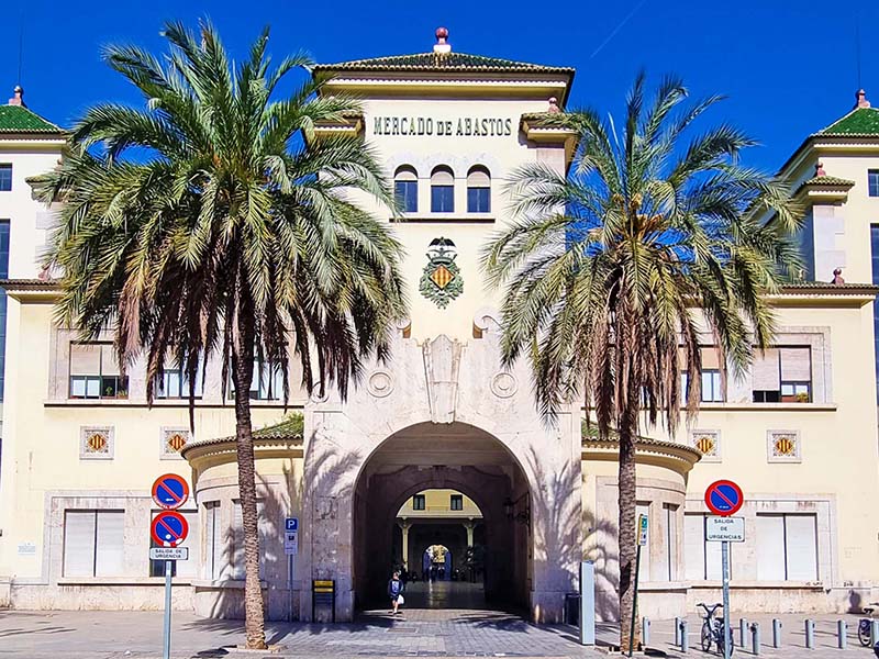 Mercado de Abastos in Arrancapins, Valencia