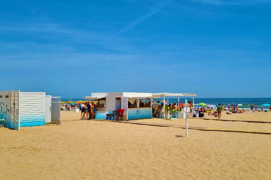 Chiringuitos Valencia beach