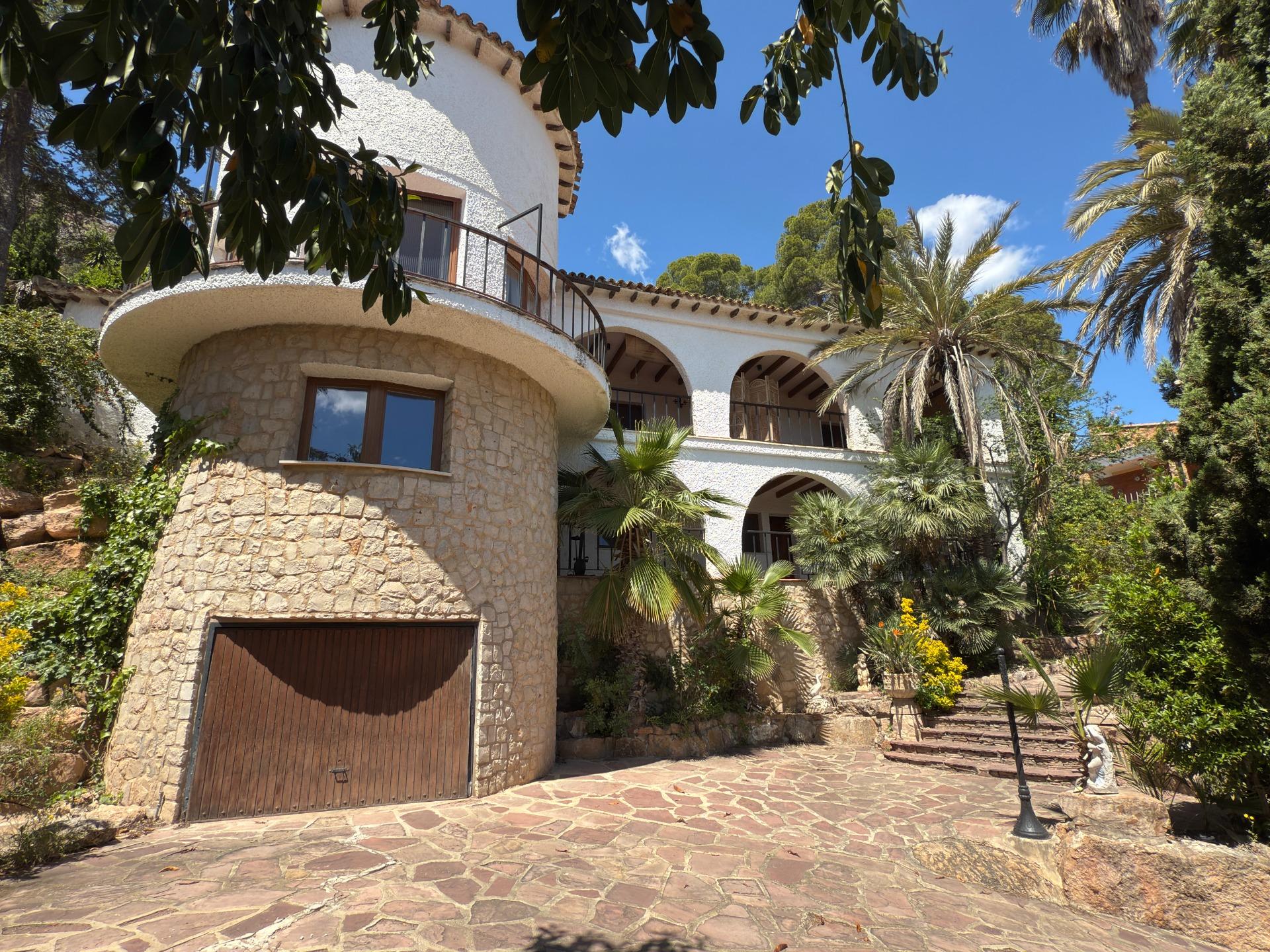 DP-04-2430-11 Villa for sale in Naquera