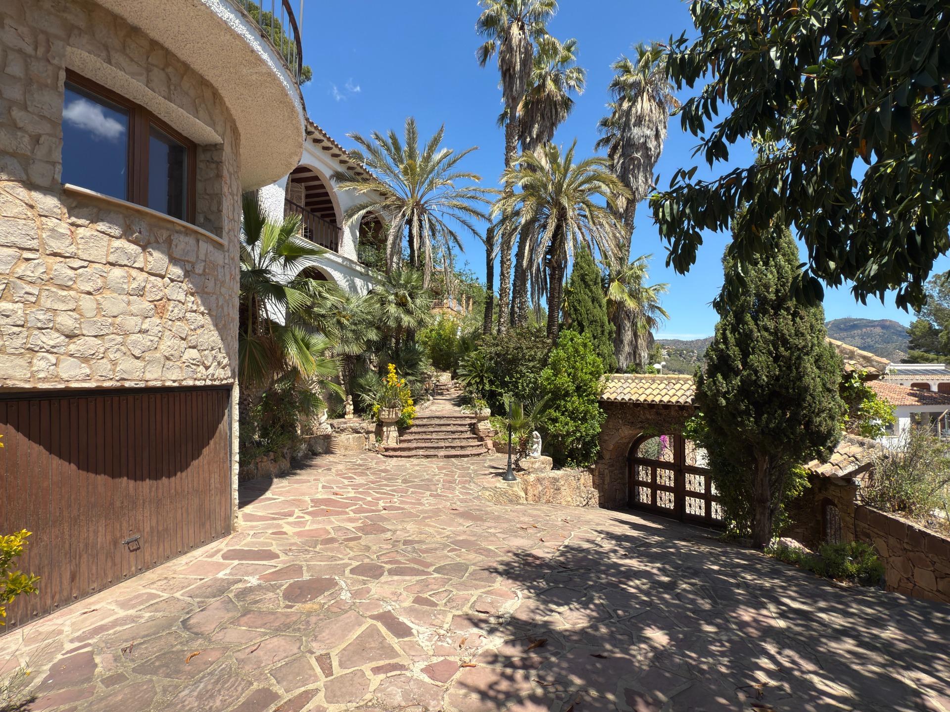 DP-04-2430-13 Villa for sale in Naquera