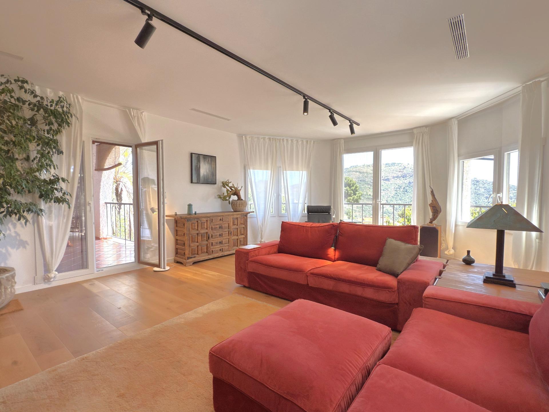 DP-04-2430-7 Villa for sale in Naquera