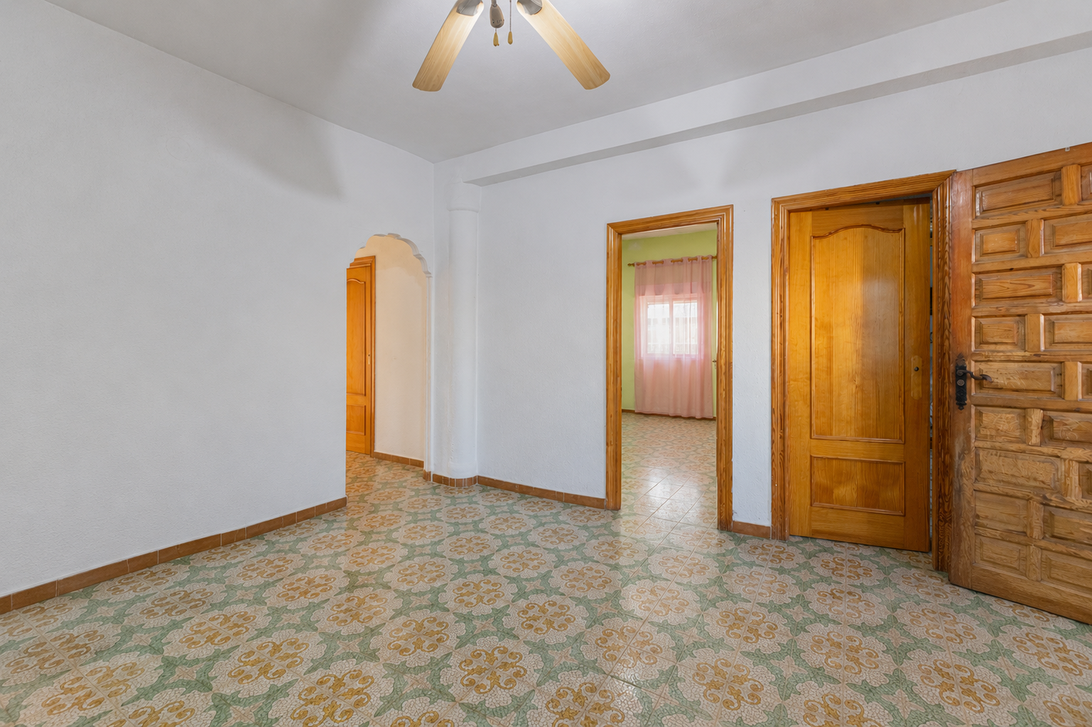 Villa for sale in Riba-Roja de Túria