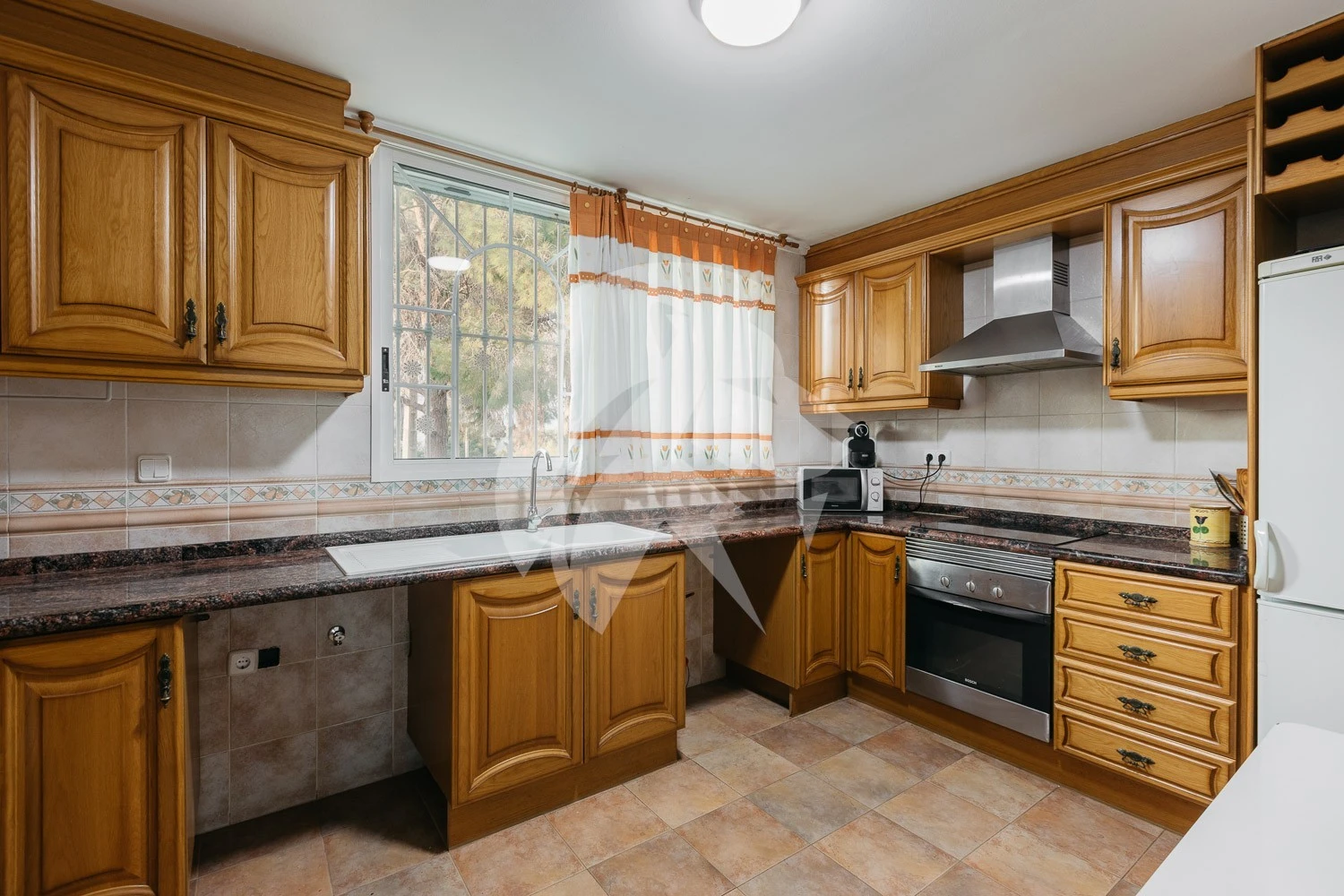 Villa for sale in Torrent