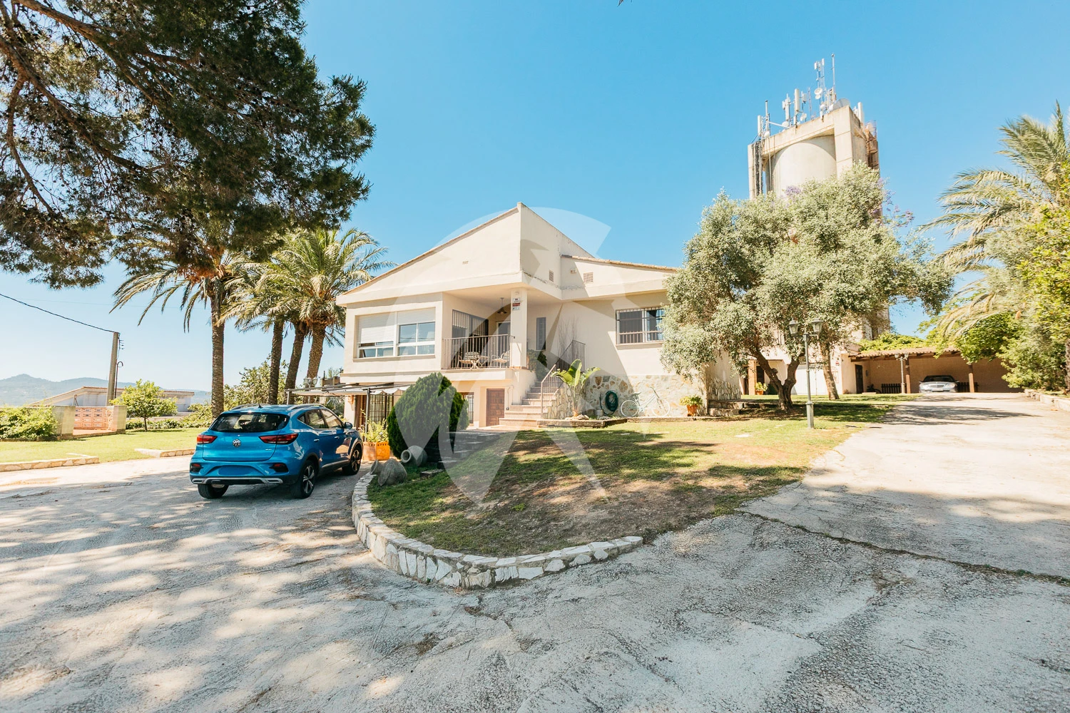 Villa for sale in Alberic