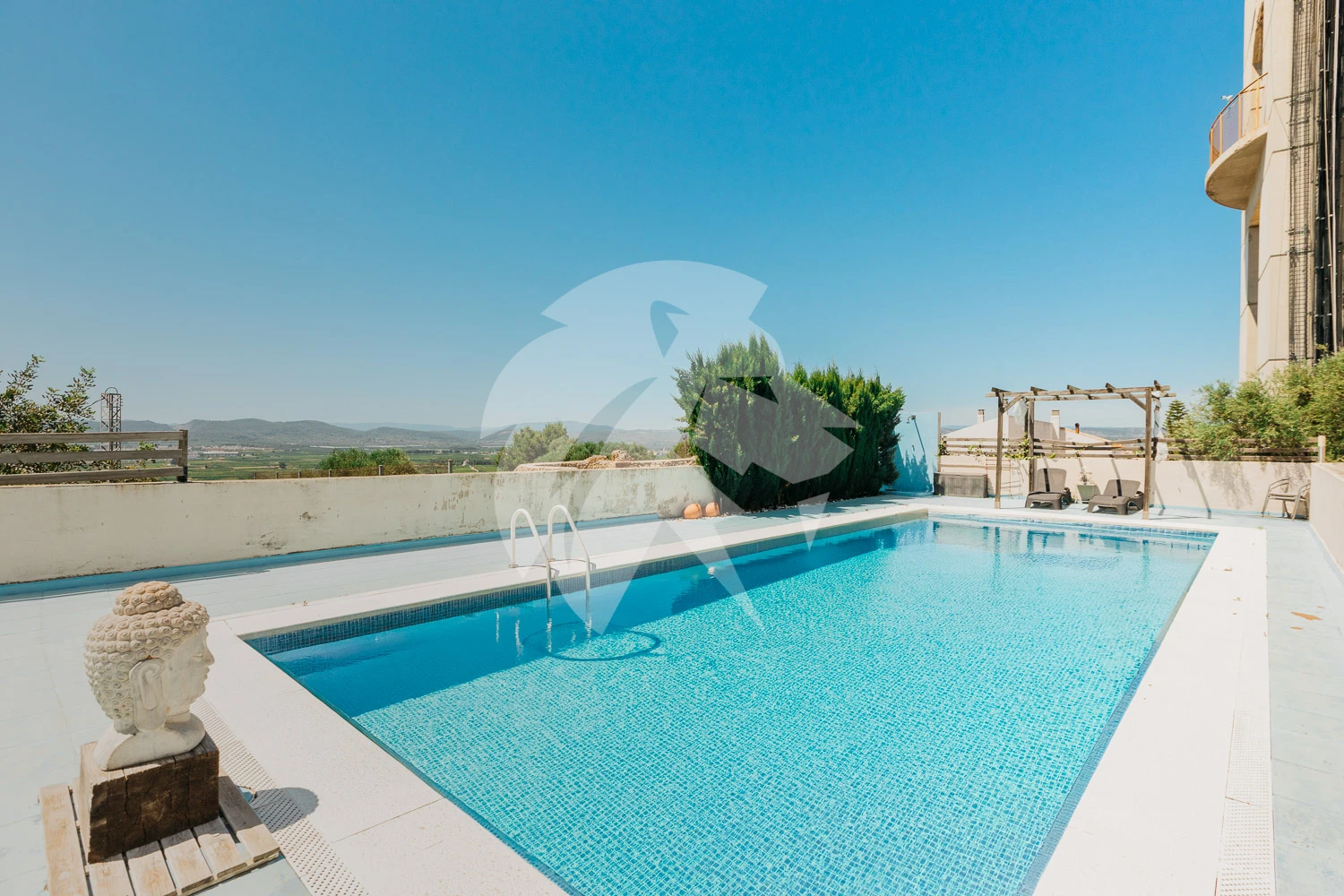 Villa for sale in Alberic
