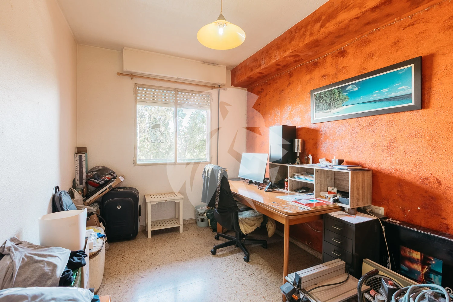Bright three-room apartment with balcony in Valencia – Patraix
