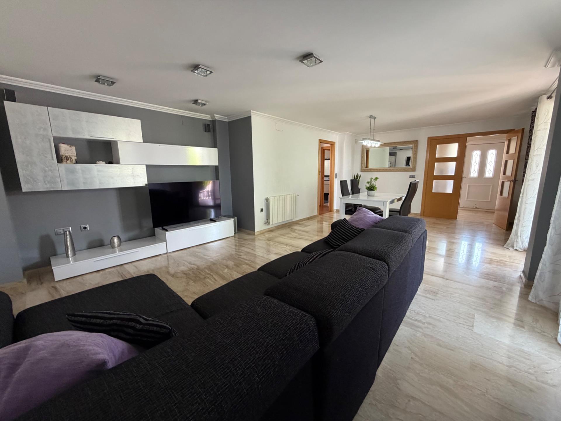 Villa for sale in Riba – Roja de Turia