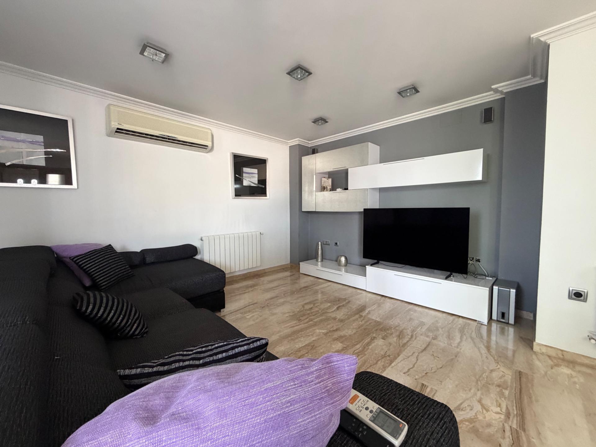 Villa for sale in Riba – Roja de Turia