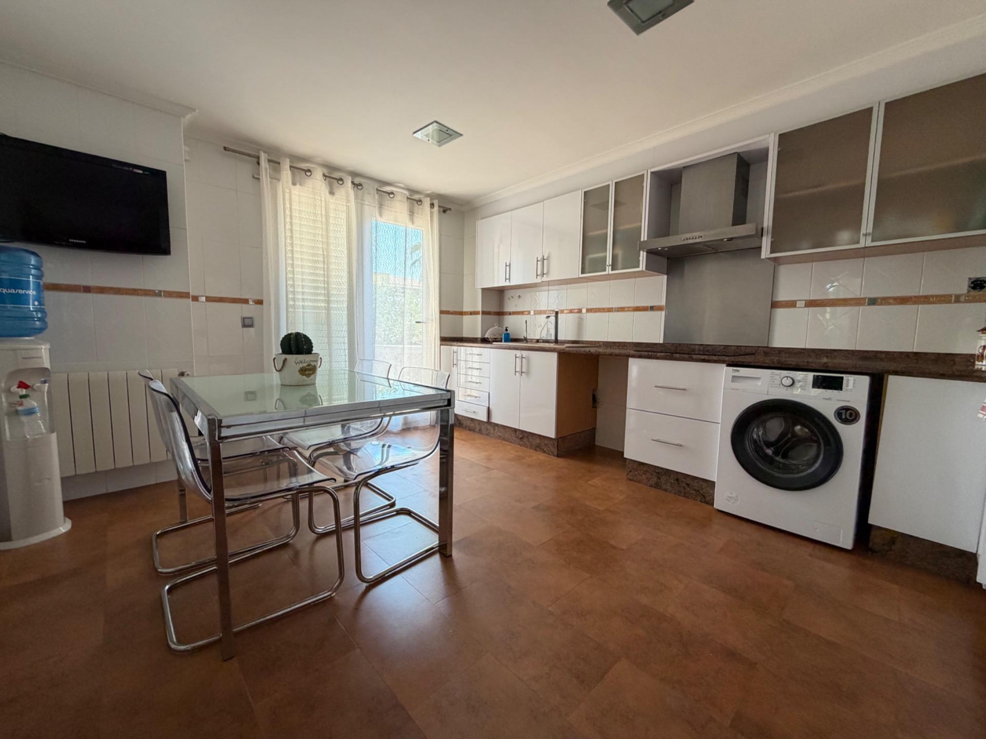 Villa for sale in Riba – Roja de Turia