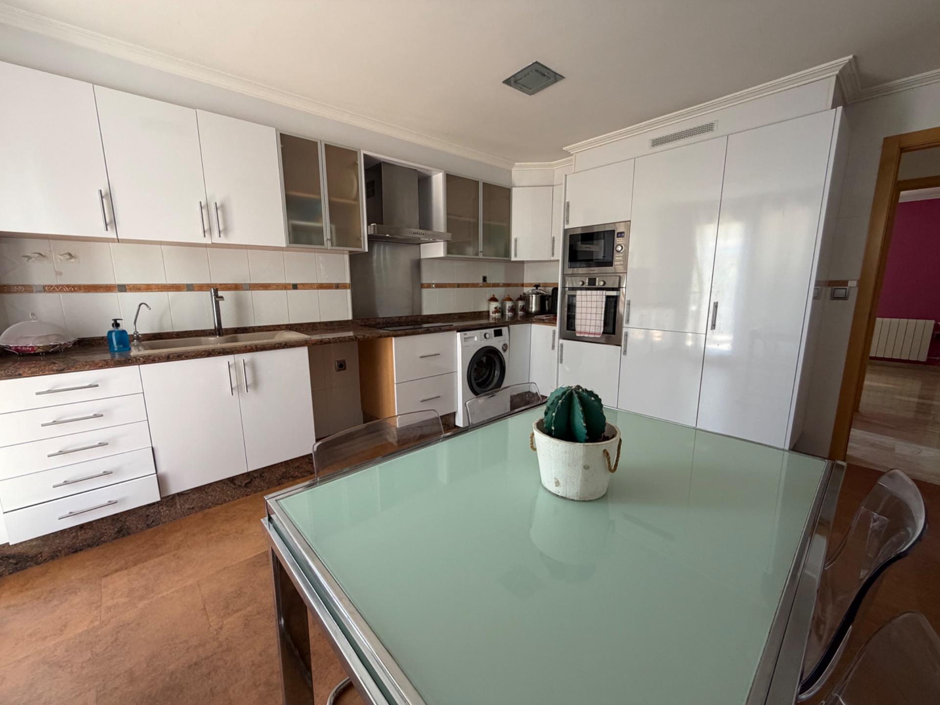 Villa for sale in Riba – Roja de Turia