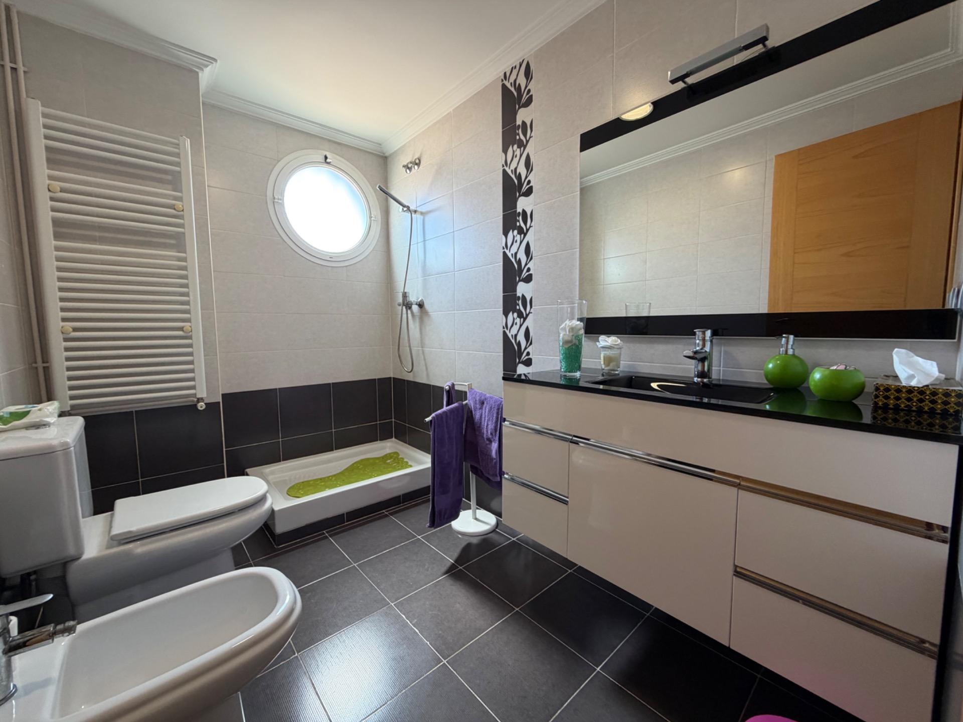 Villa for sale in Riba – Roja de Turia