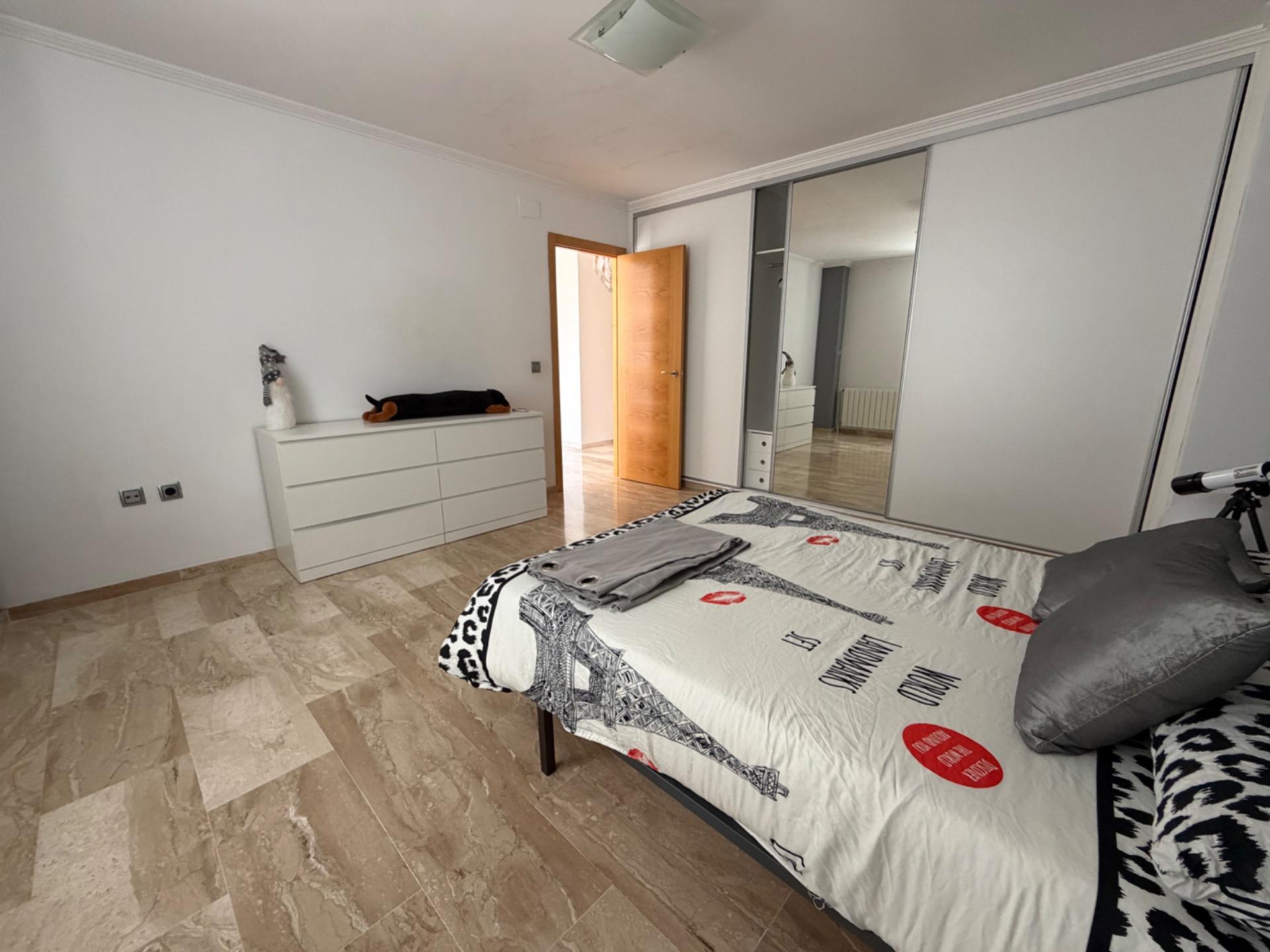Villa for sale in Riba – Roja de Turia