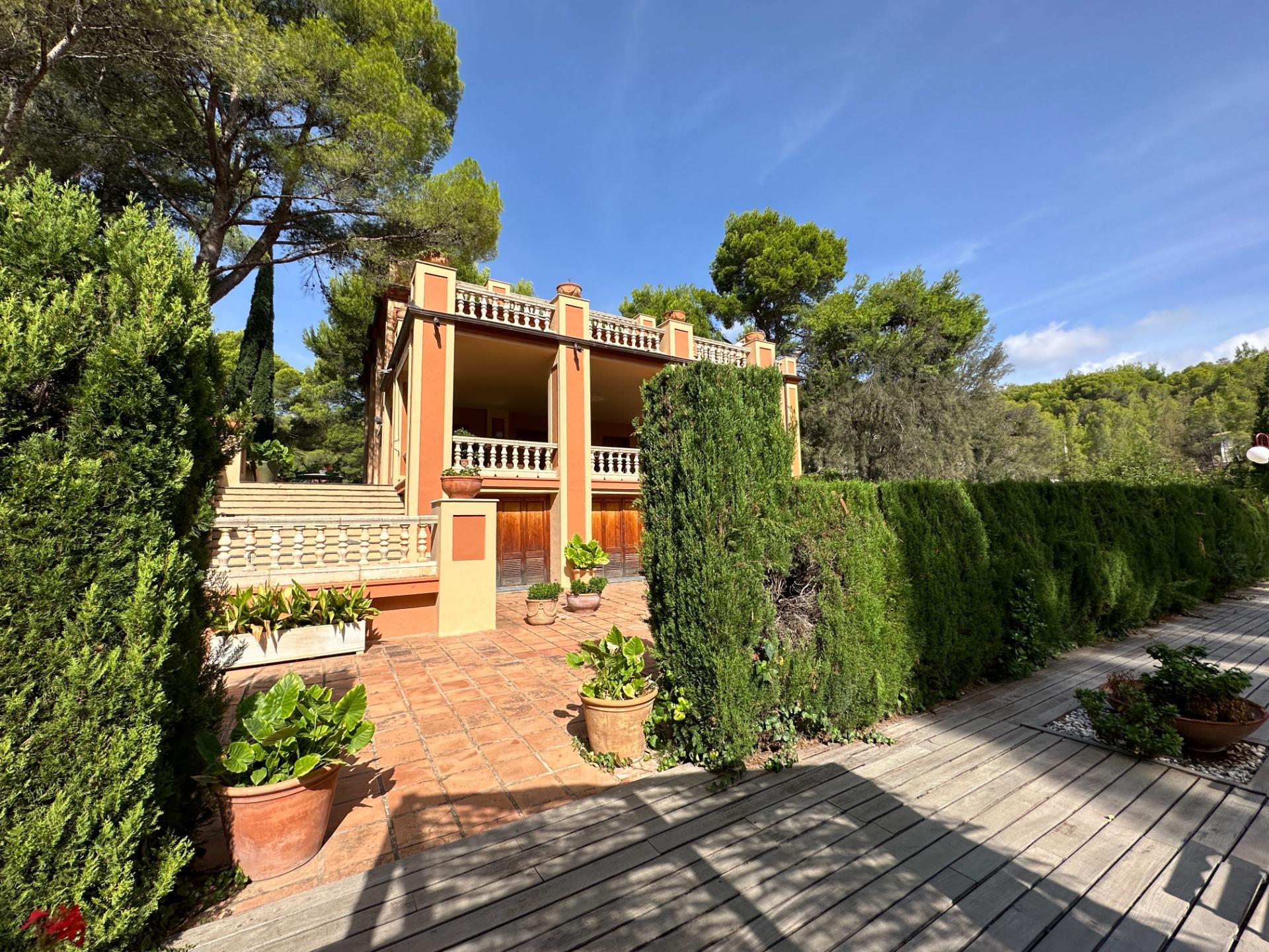 Villa for sale in Naquera