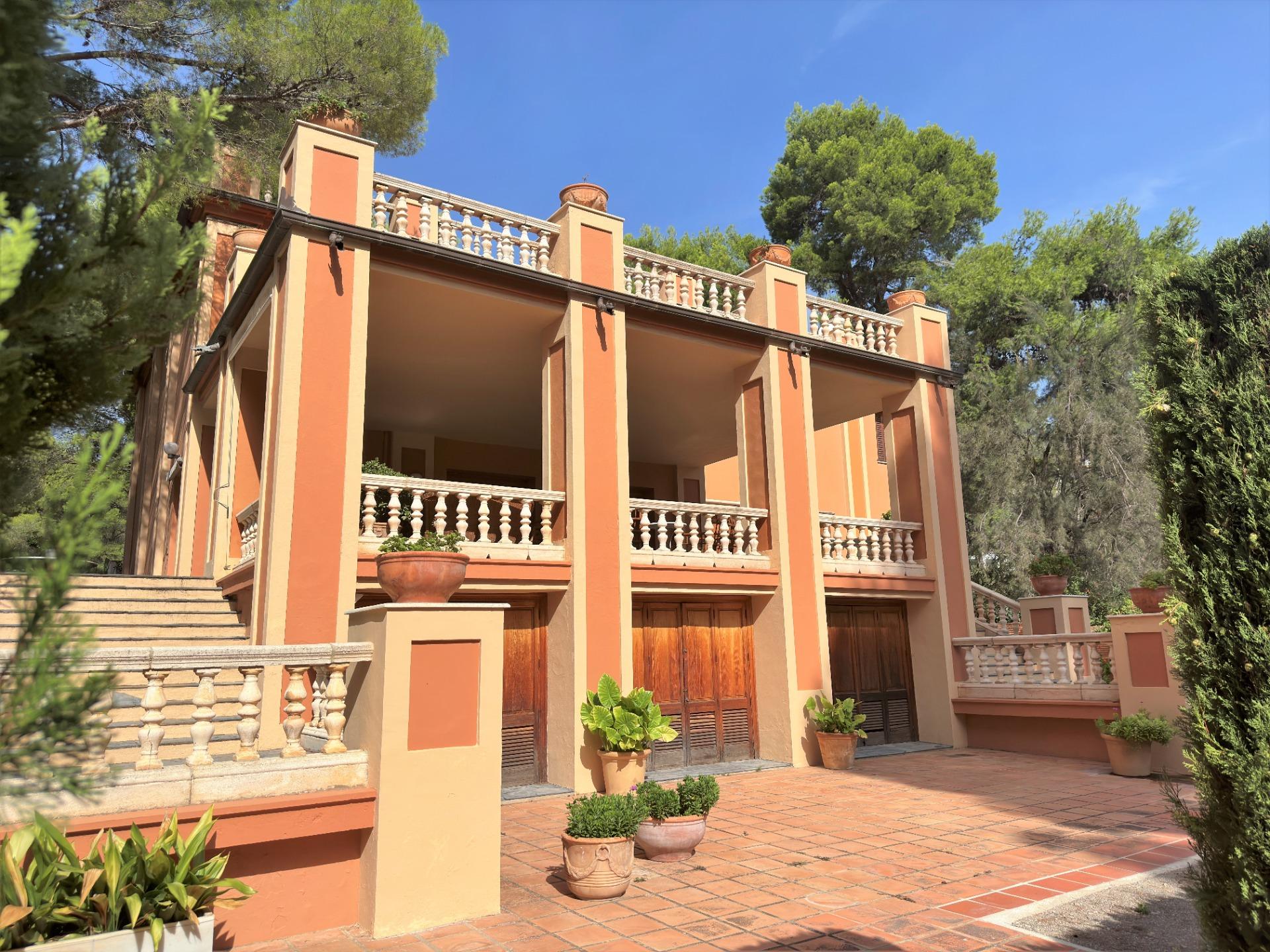 Villa for sale in Naquera