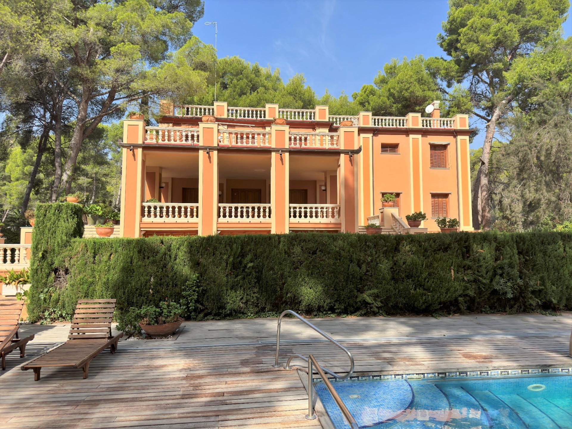 Villa for sale in Naquera