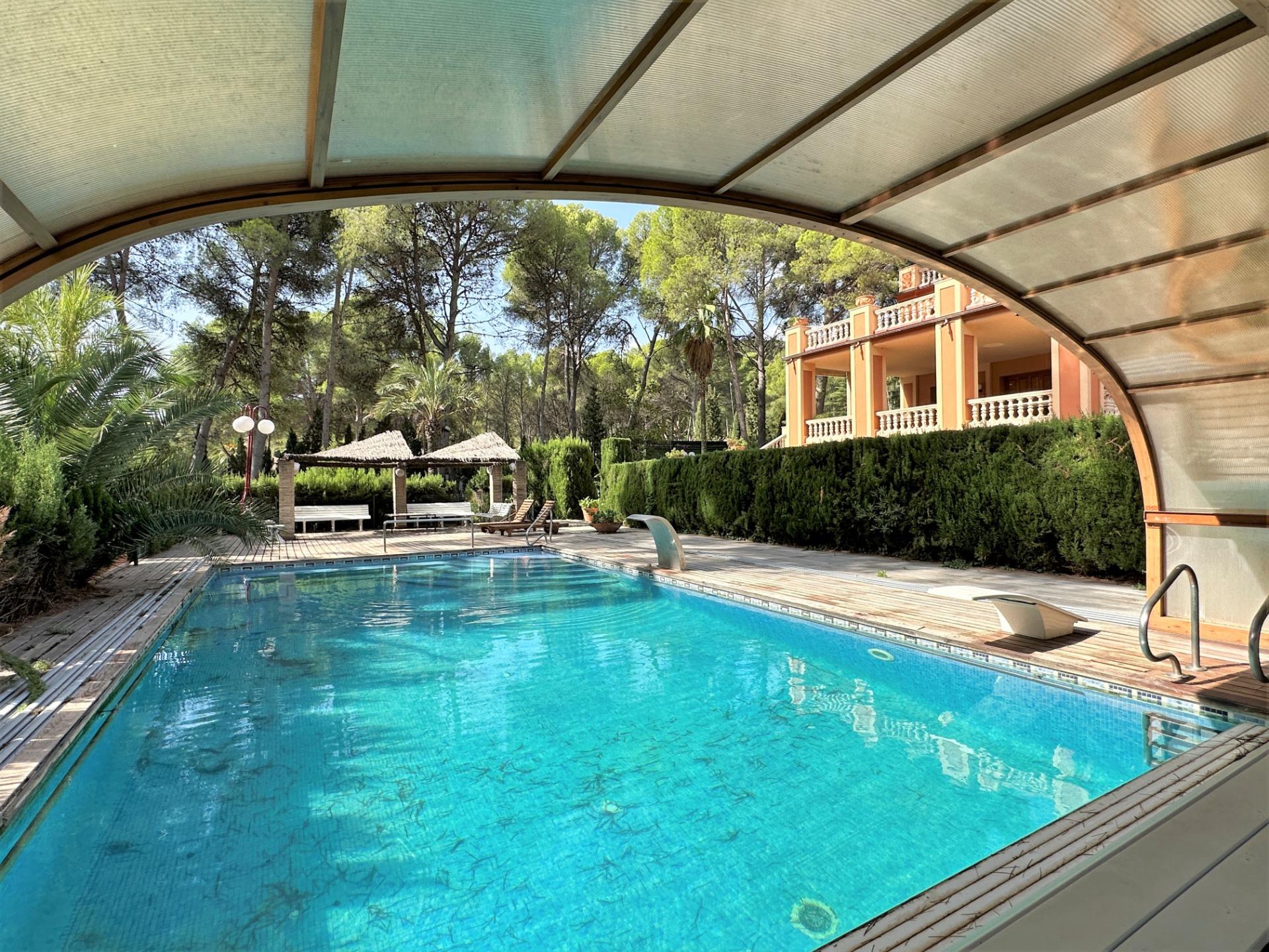 Villa for sale in Naquera