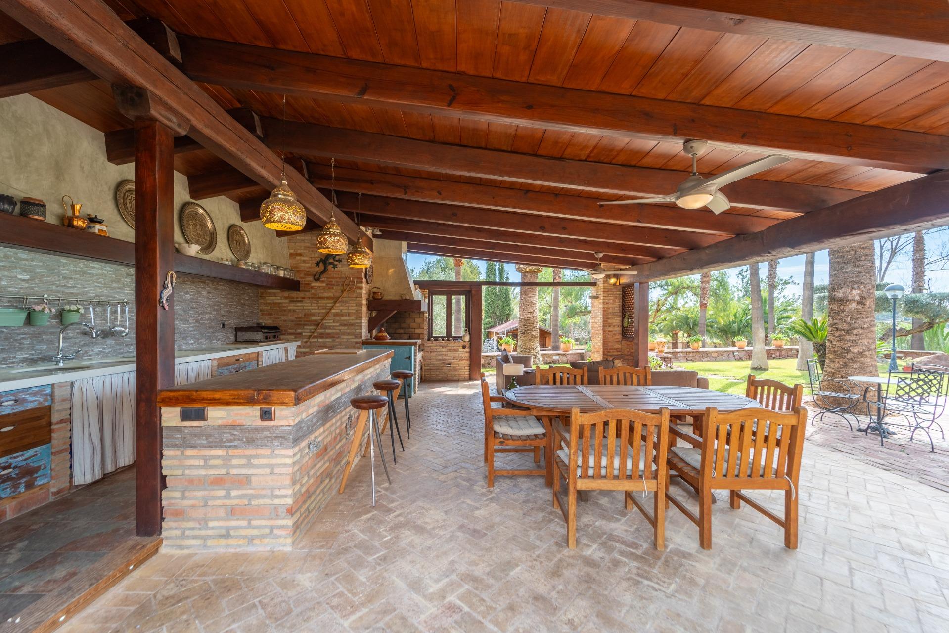 Villa for sale in Naquera