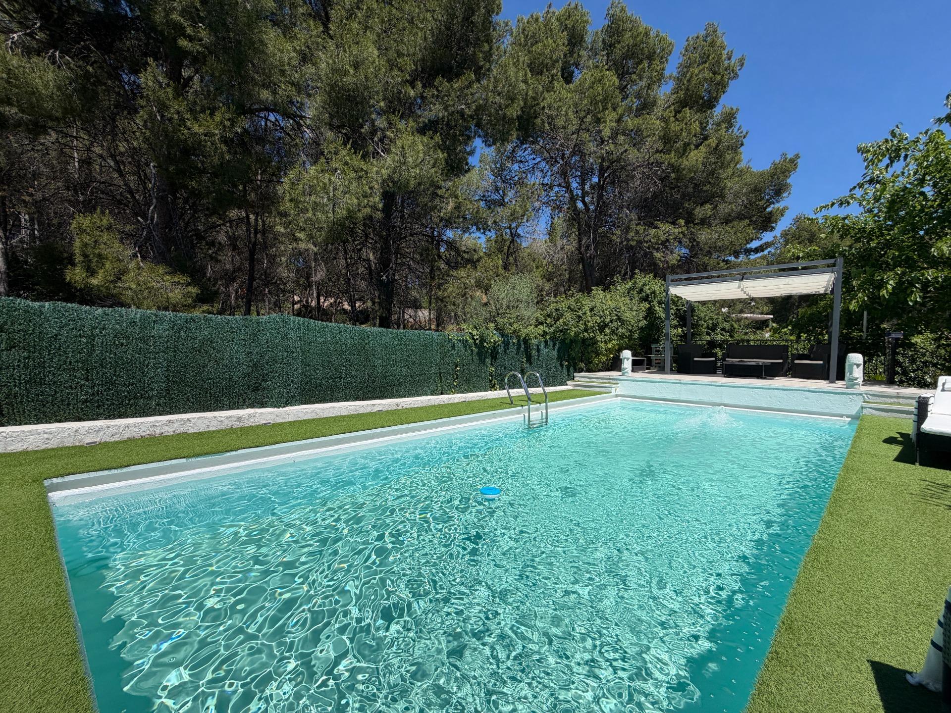 Villa for sale in Naquera