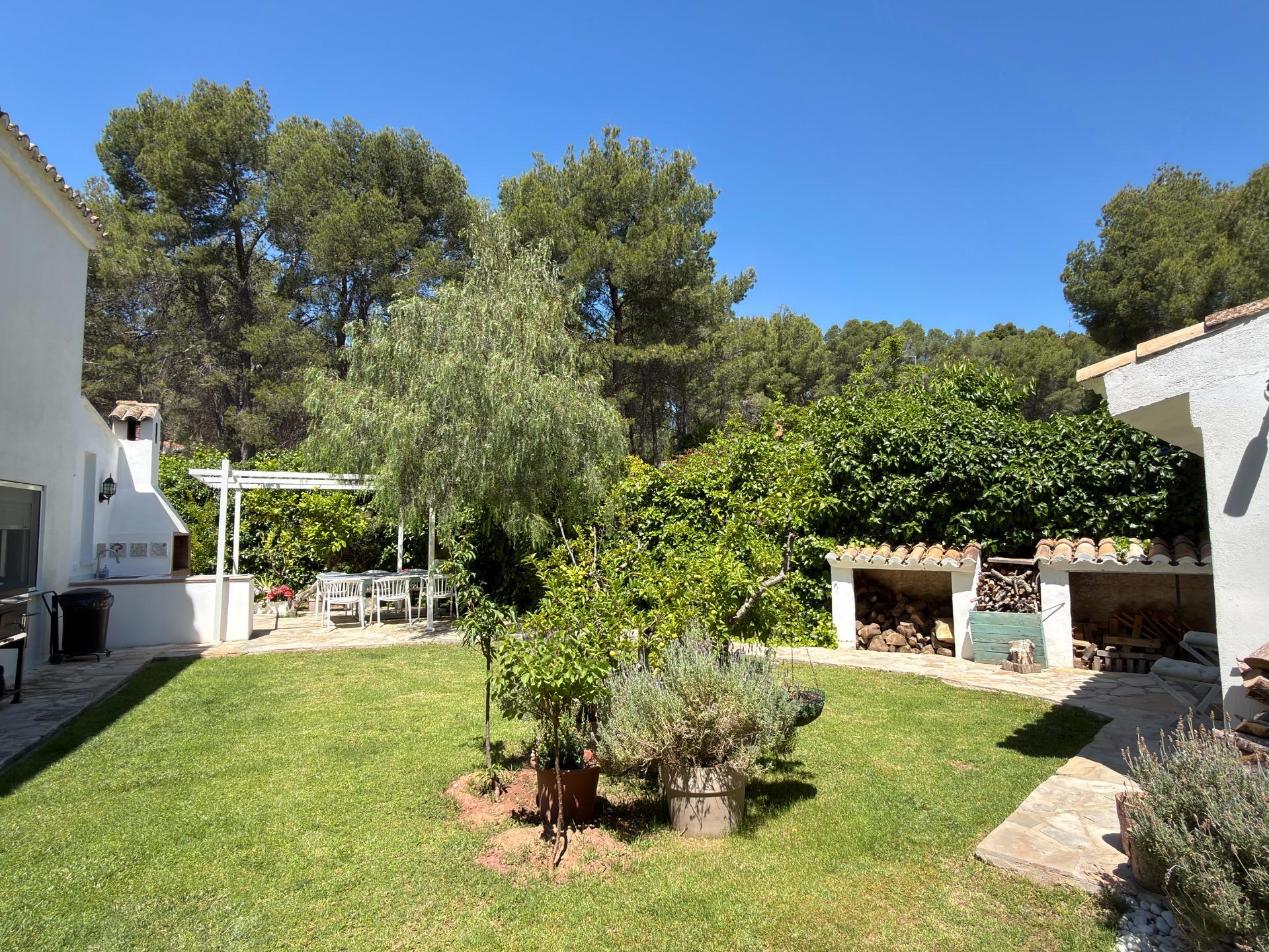 Villa for sale in Naquera