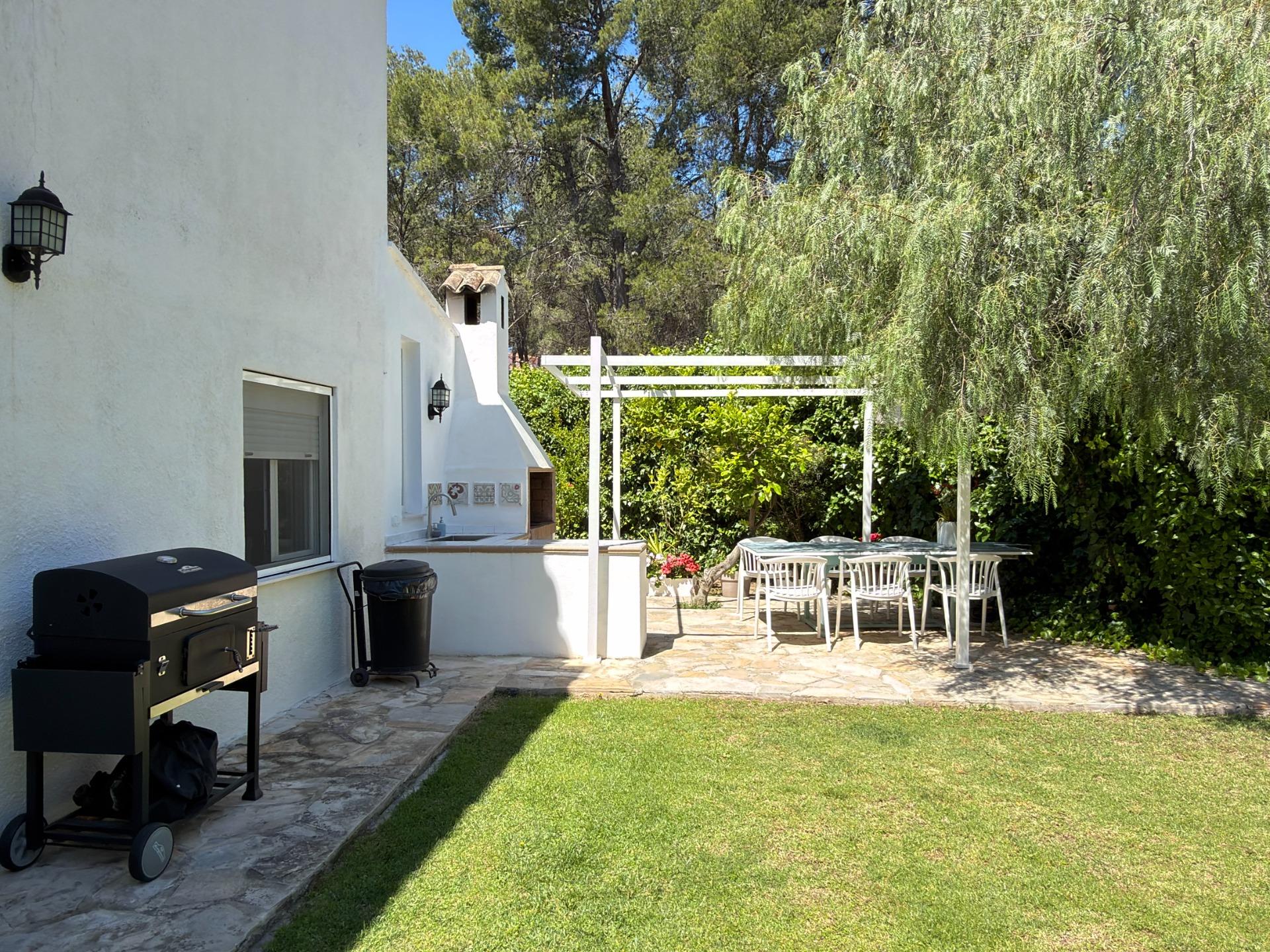 Villa for sale in Naquera