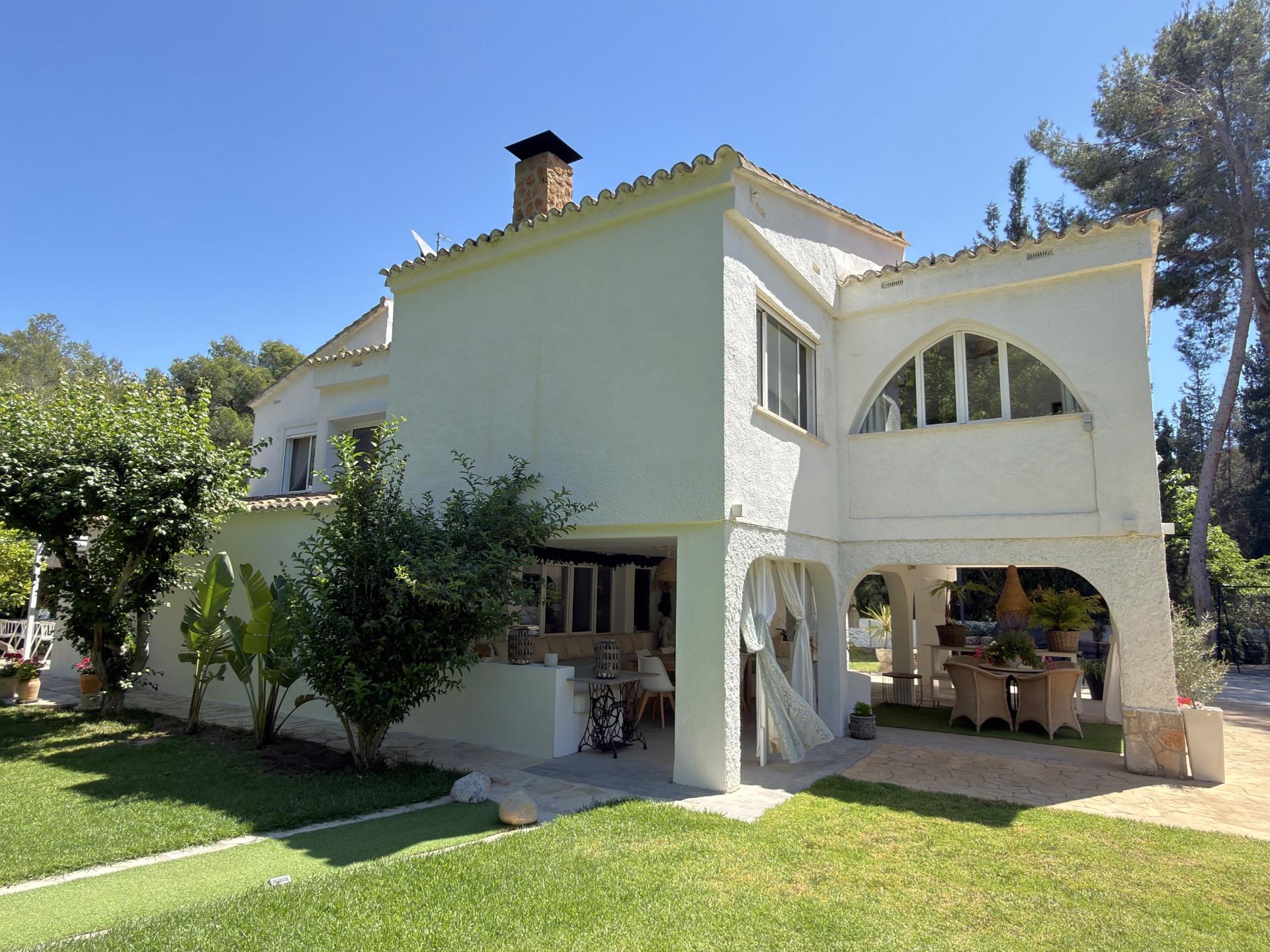 DP-04-2488-3 Renovated villa with and large garden in Naquera