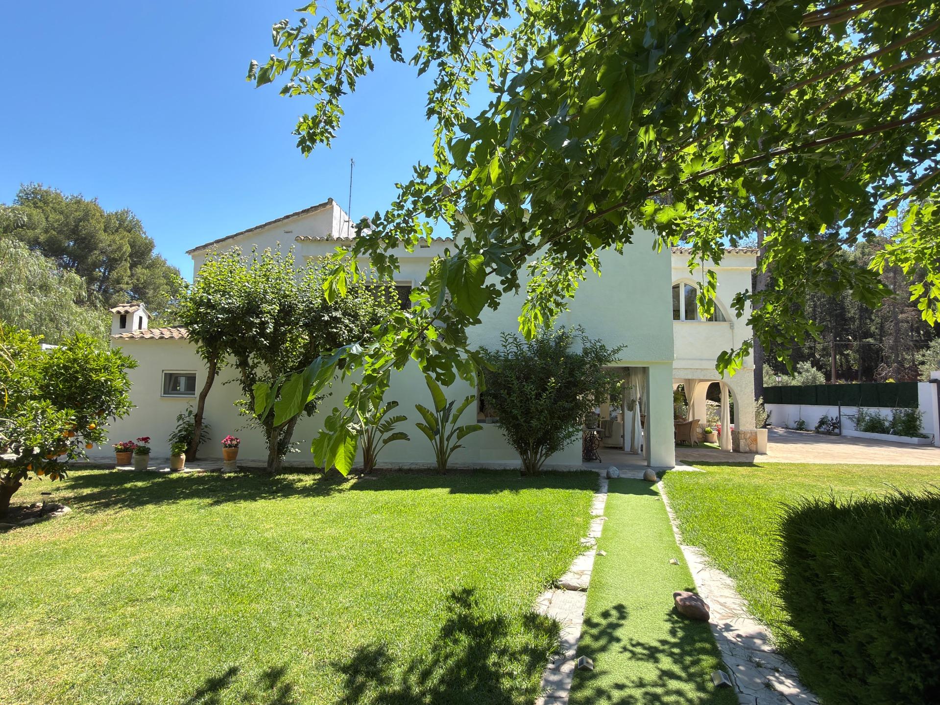 Villa for sale in Naquera