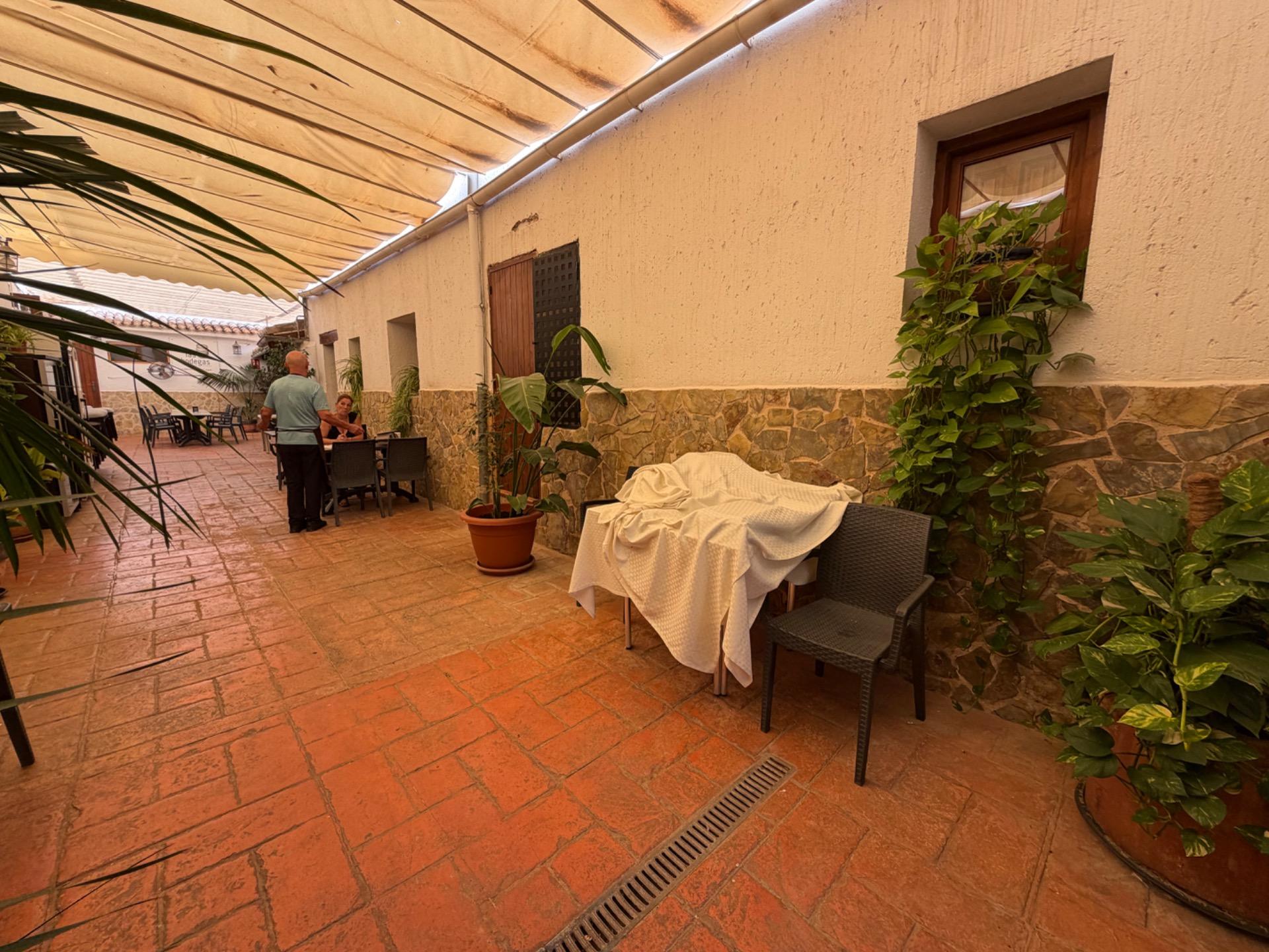 Villa for sale in Chulilla