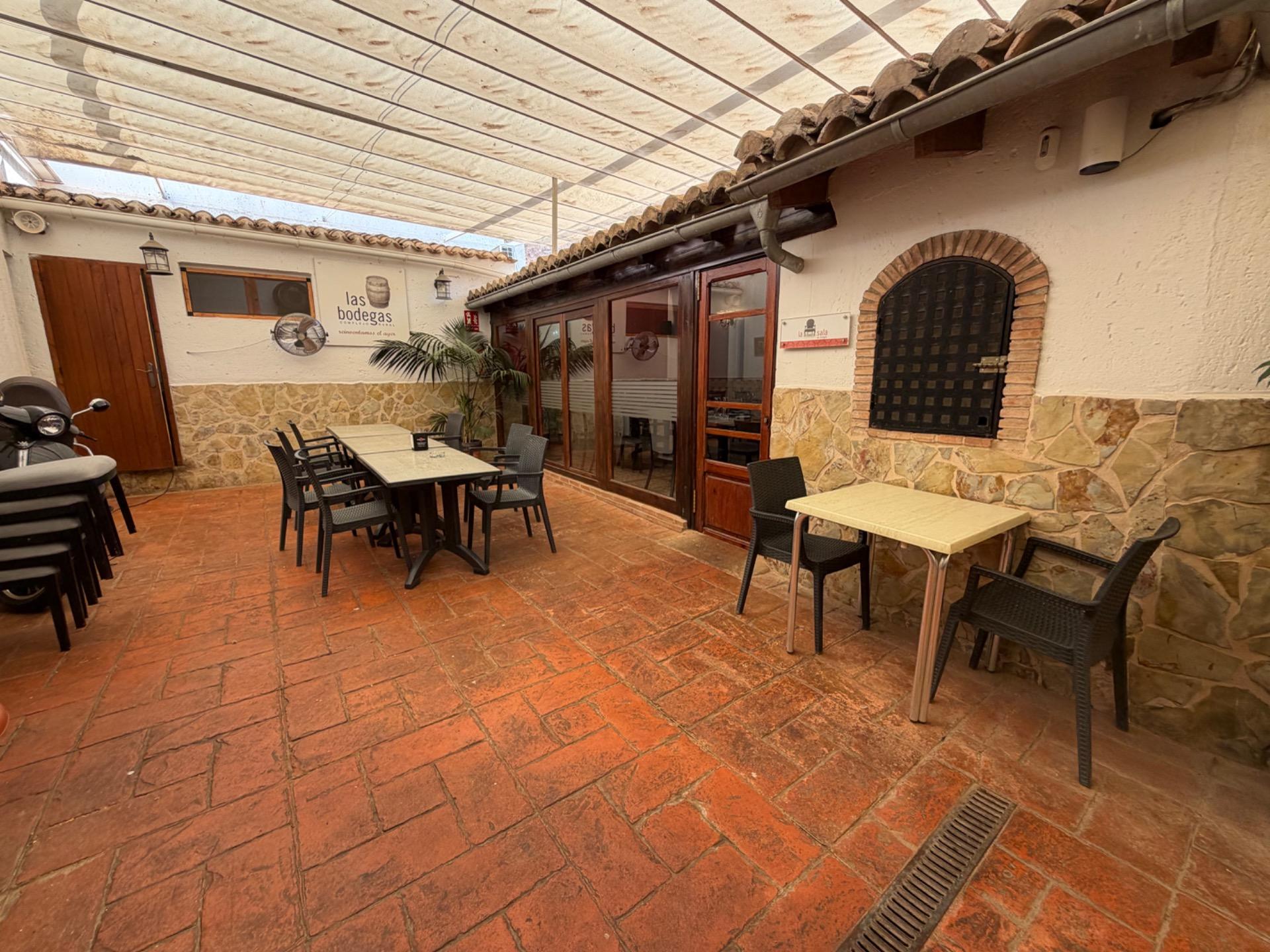 Villa for sale in Chulilla