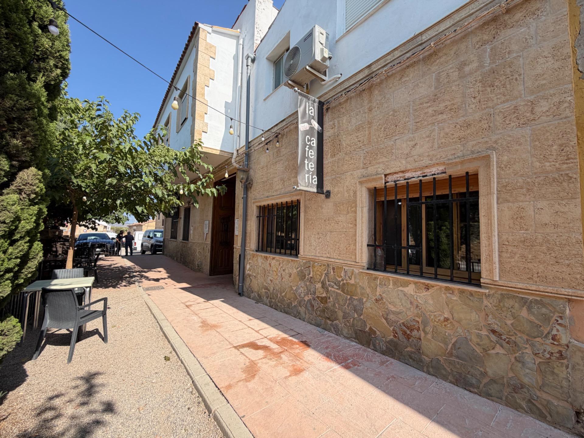 Villa for sale in Chulilla