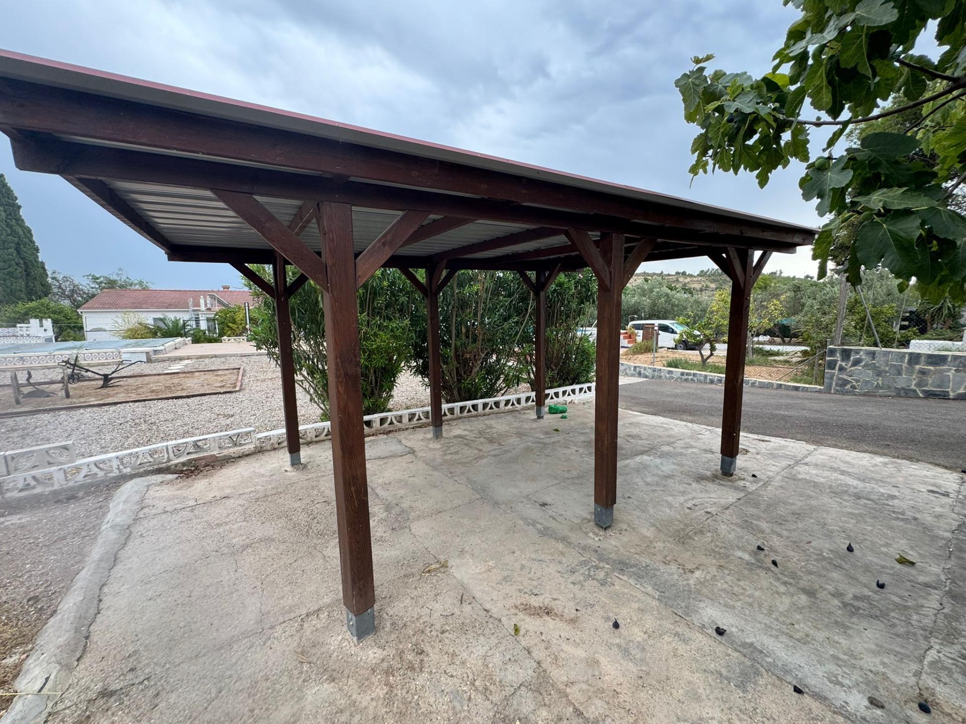 Villa for sale in Lliria