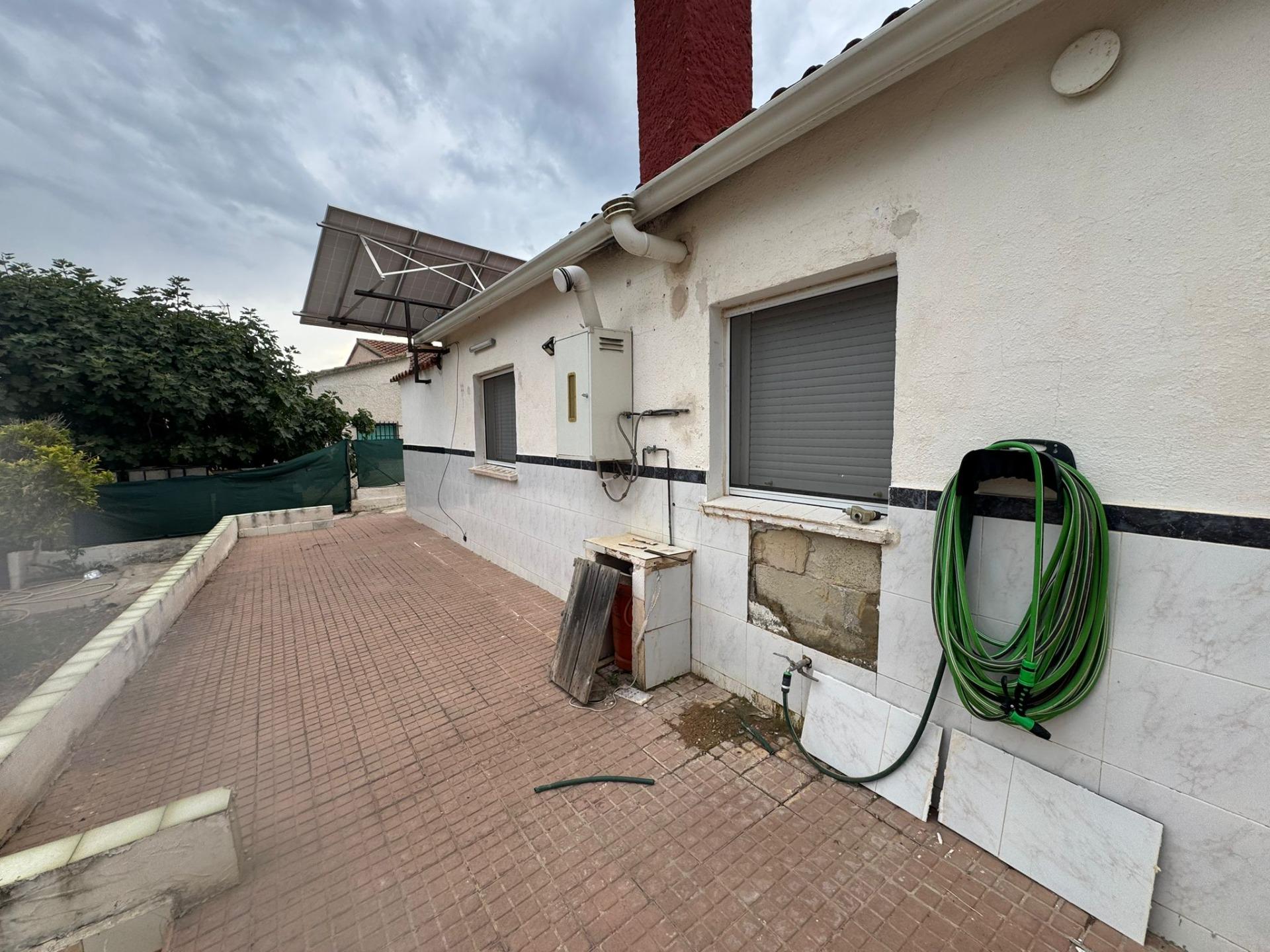 Villa for sale in Lliria
