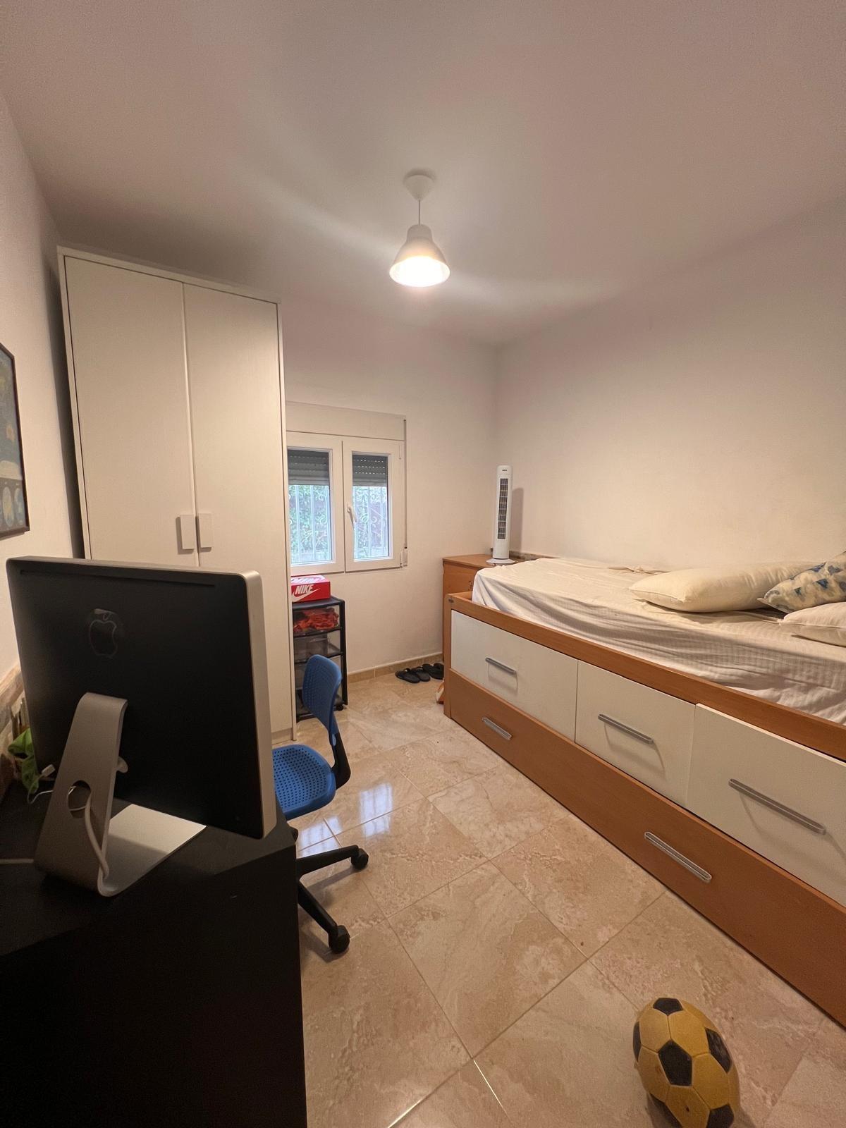 Villa for sale in Lliria