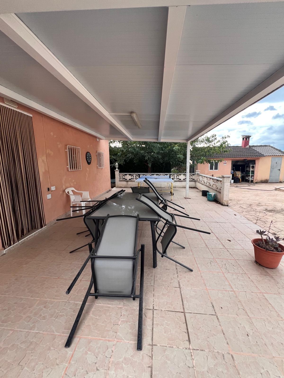 Villa for sale in Lliria