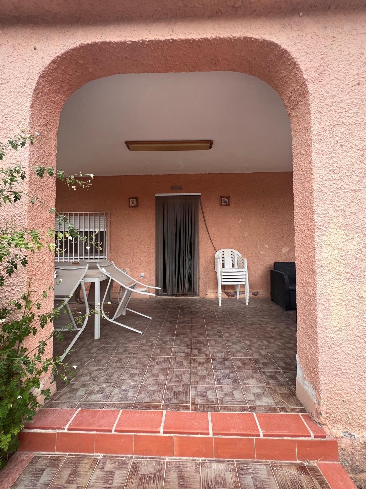 Villa for sale in Lliria