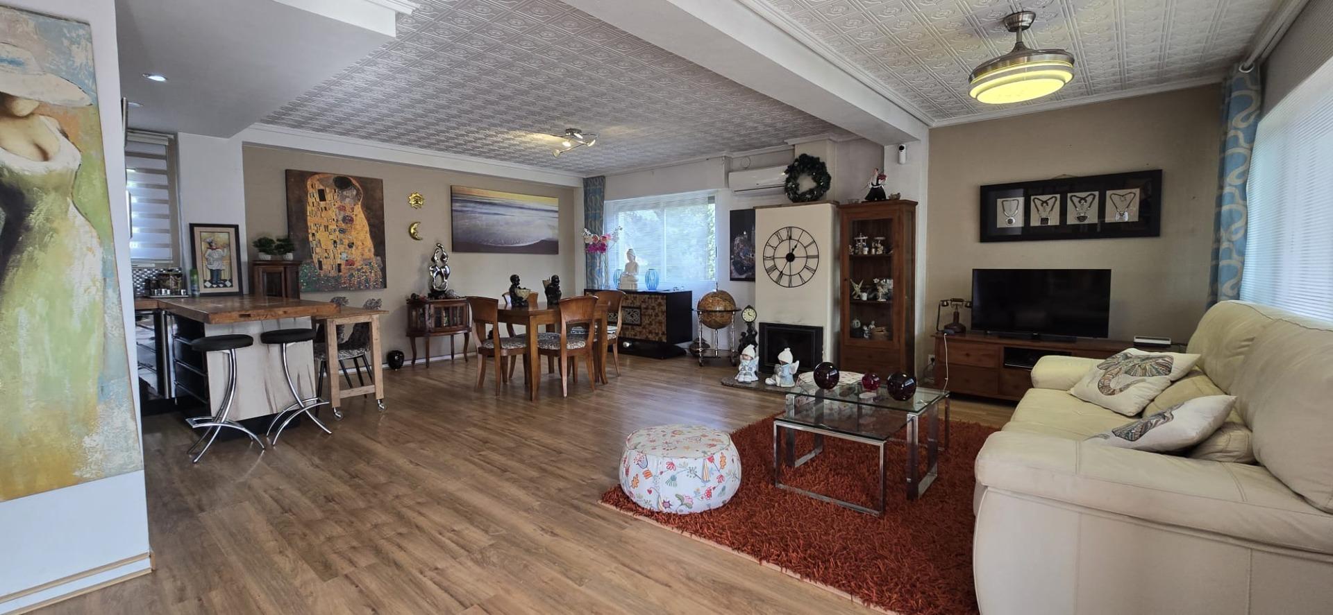 Villa for sale in Olocau