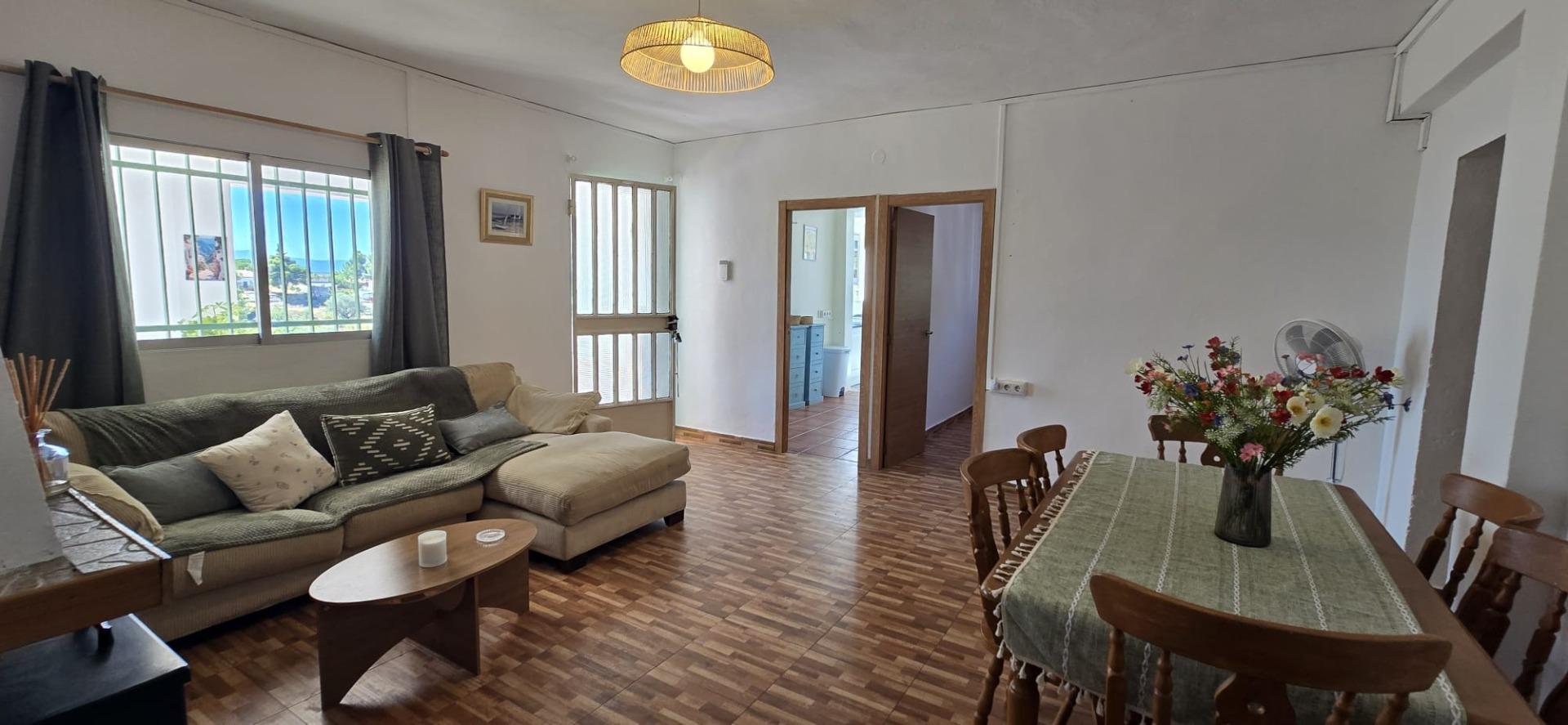 Villa for sale in Villar del Arzobispo