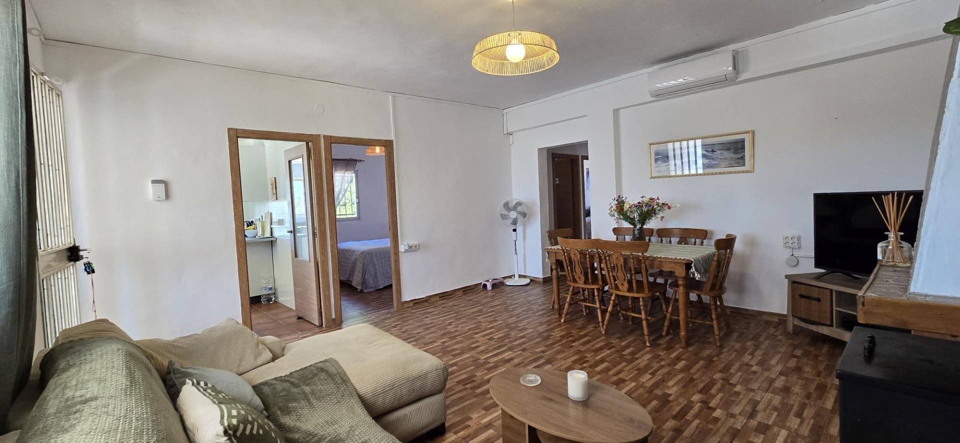 Villa for sale in Villar del Arzobispo