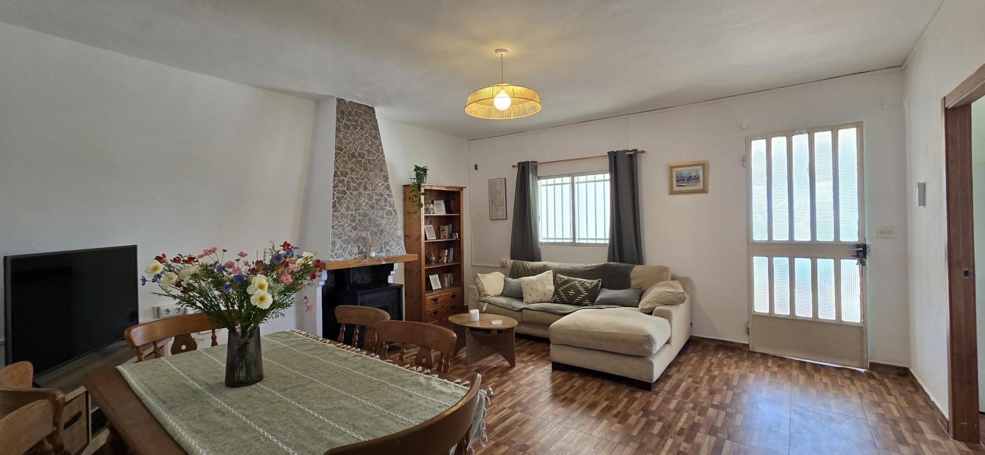 Villa for sale in Villar del Arzobispo