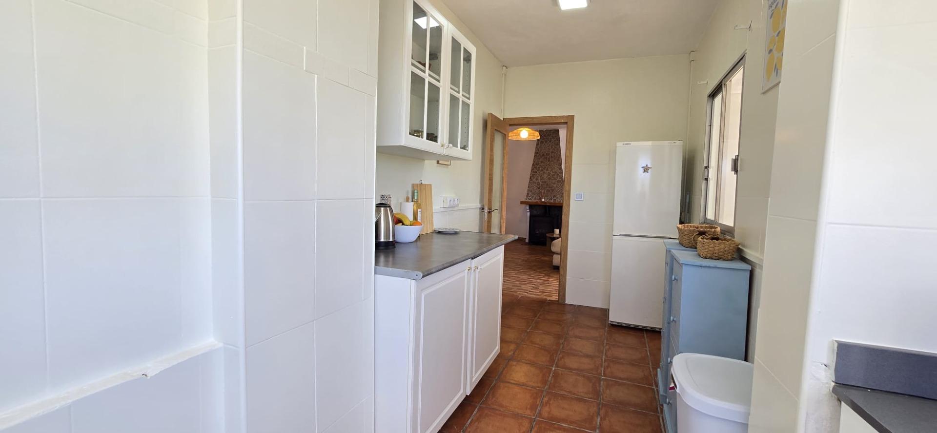 Villa for sale in Villar del Arzobispo