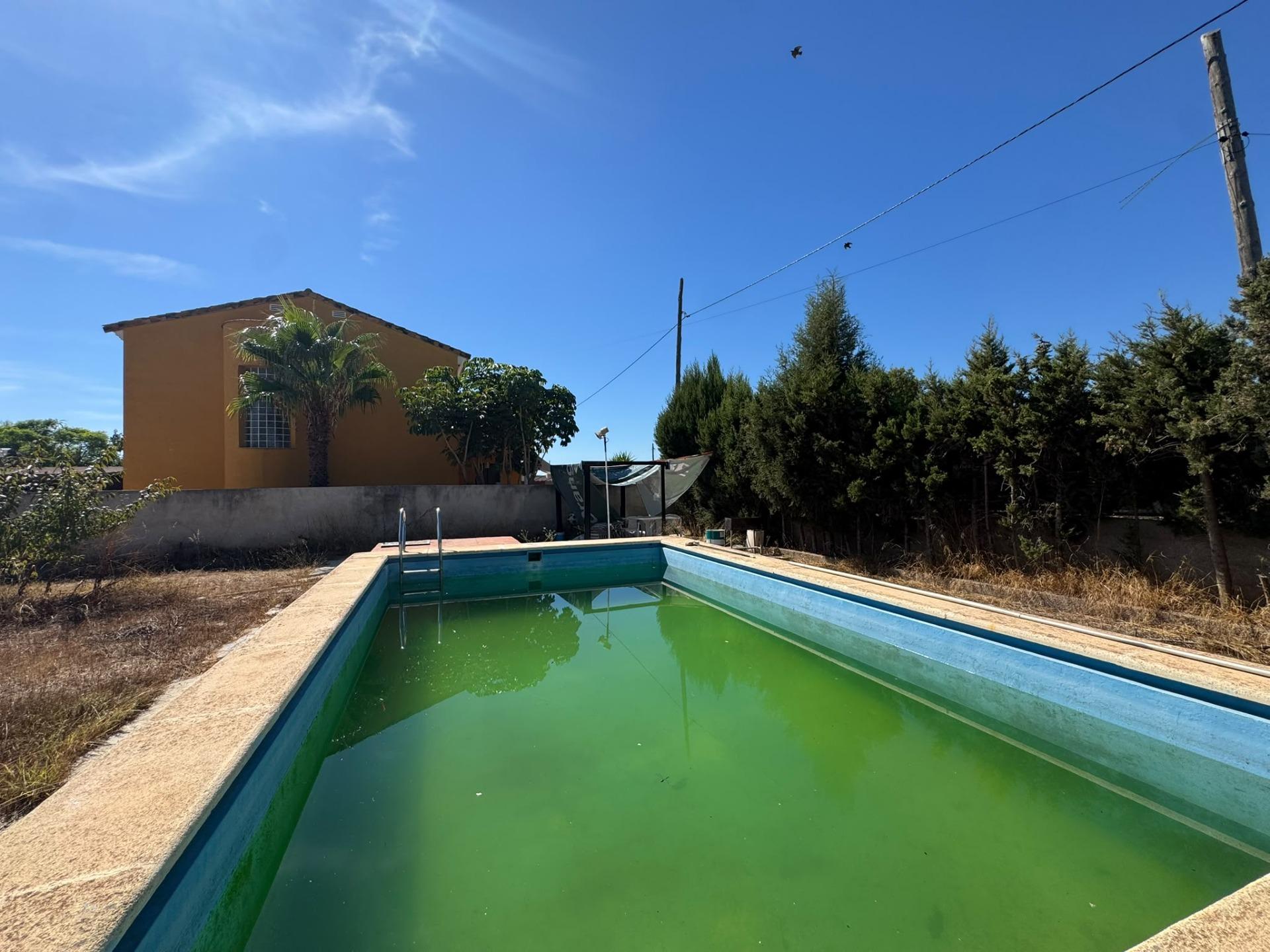 Villa for sale in Lliria