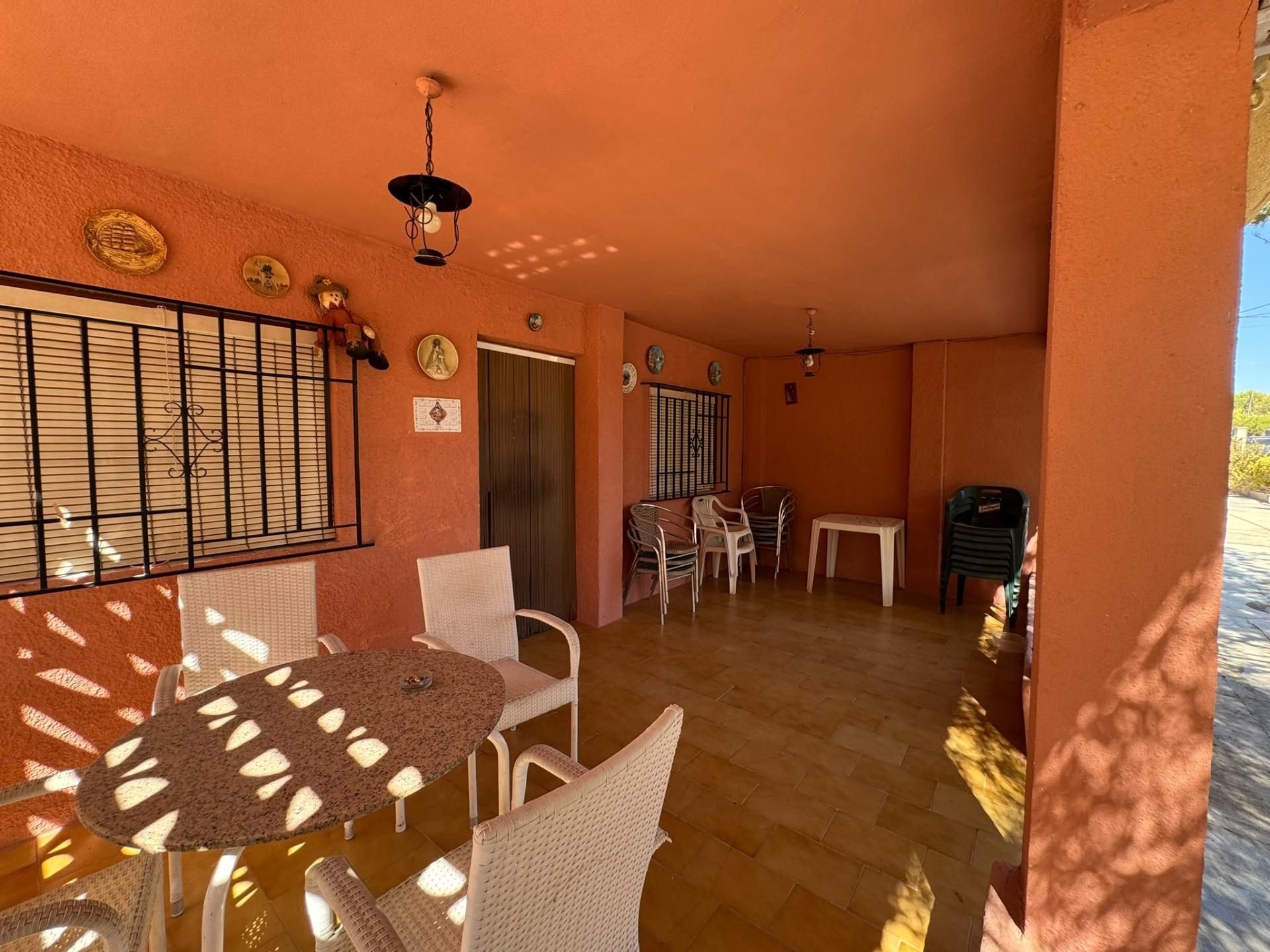 Villa for sale in Lliria