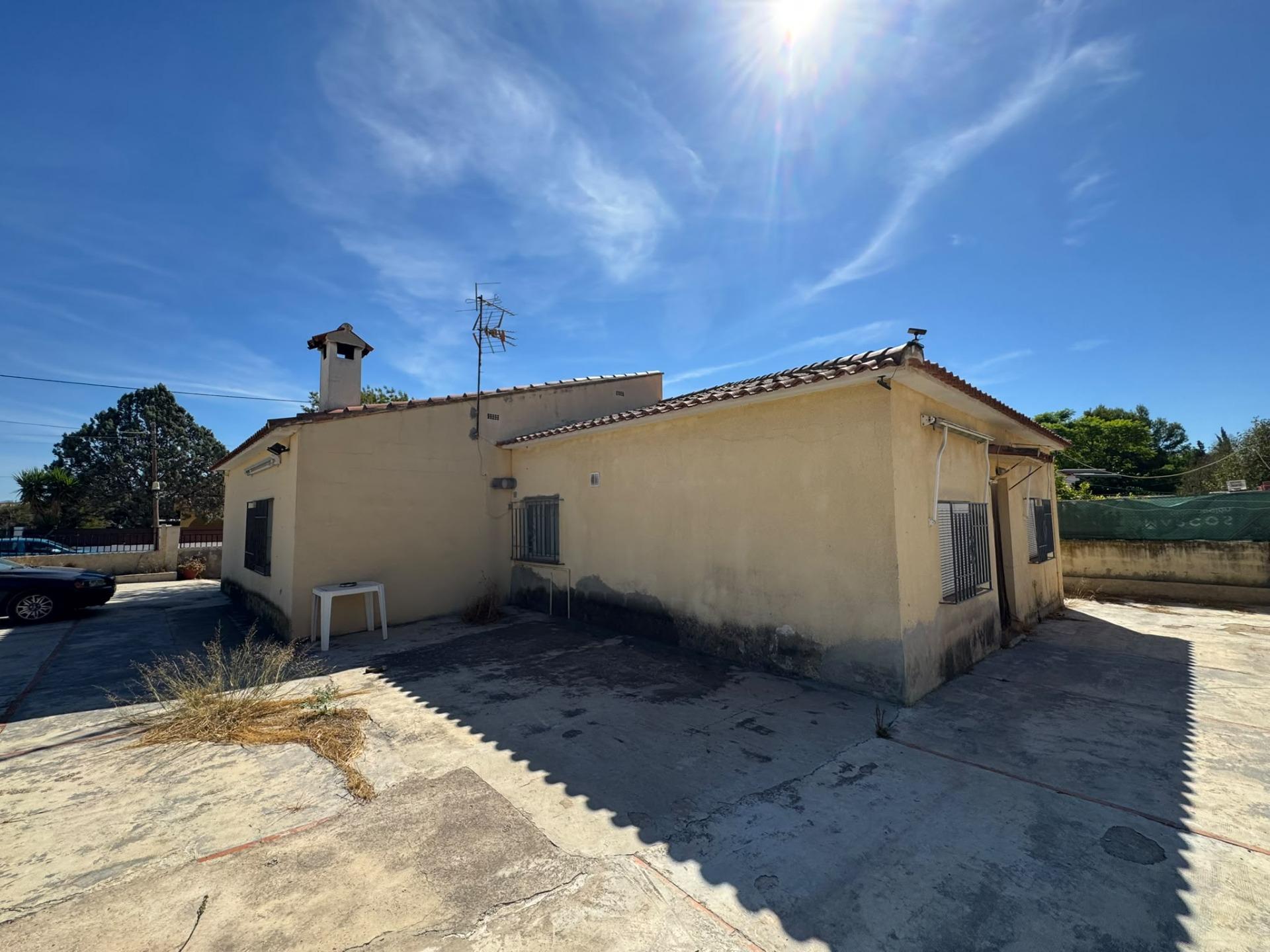 Villa for sale in Lliria