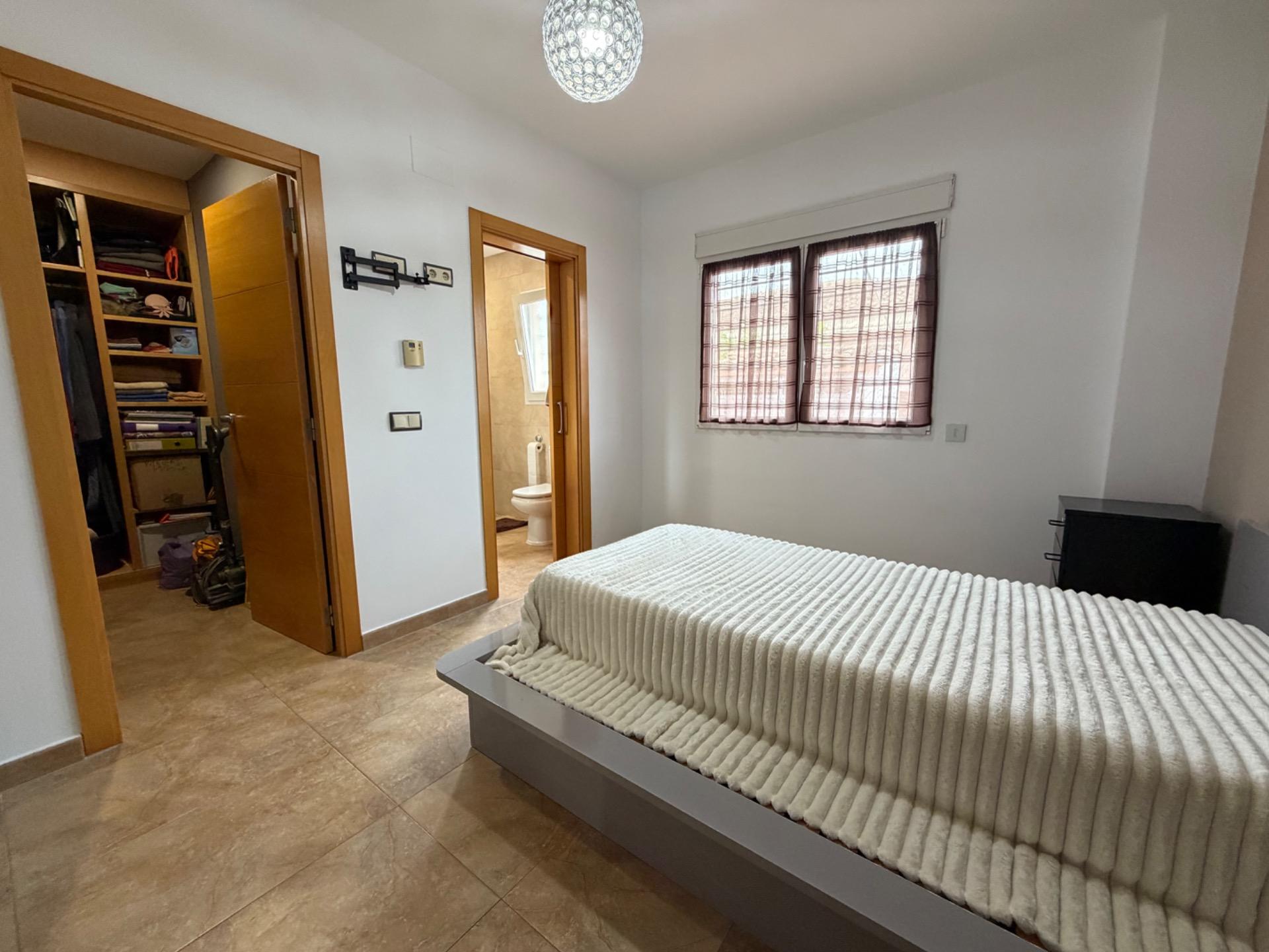 Villa for sale in Marines