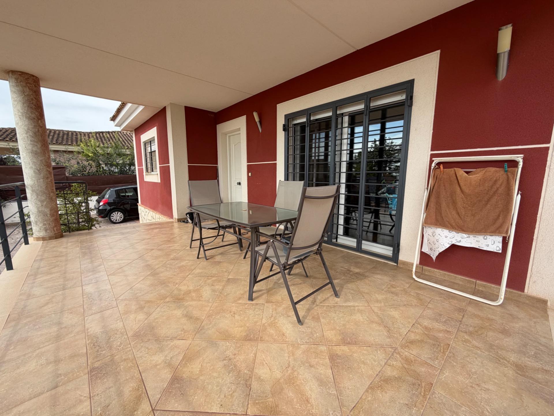 Villa for sale in Marines
