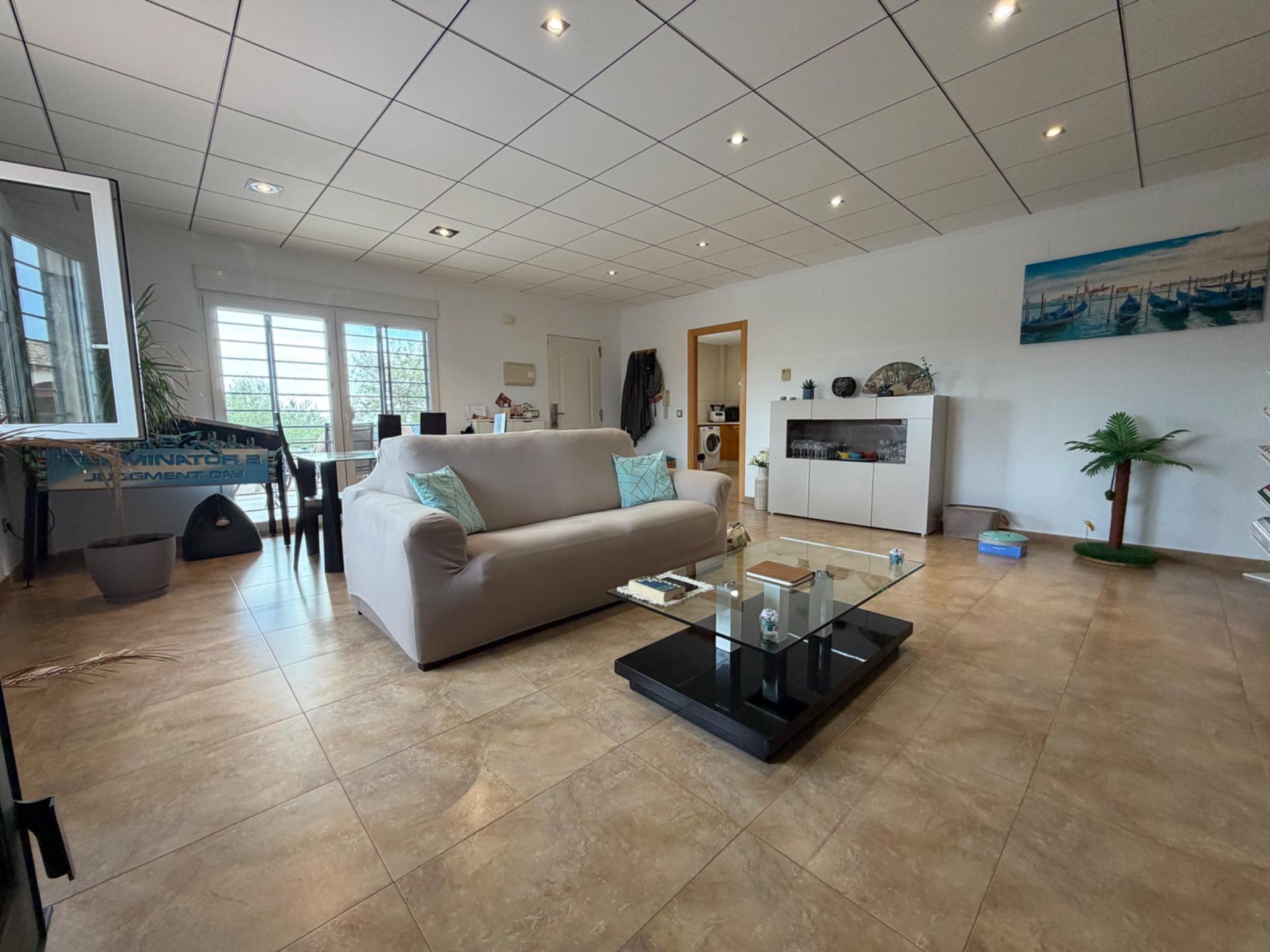 Villa for sale in Marines