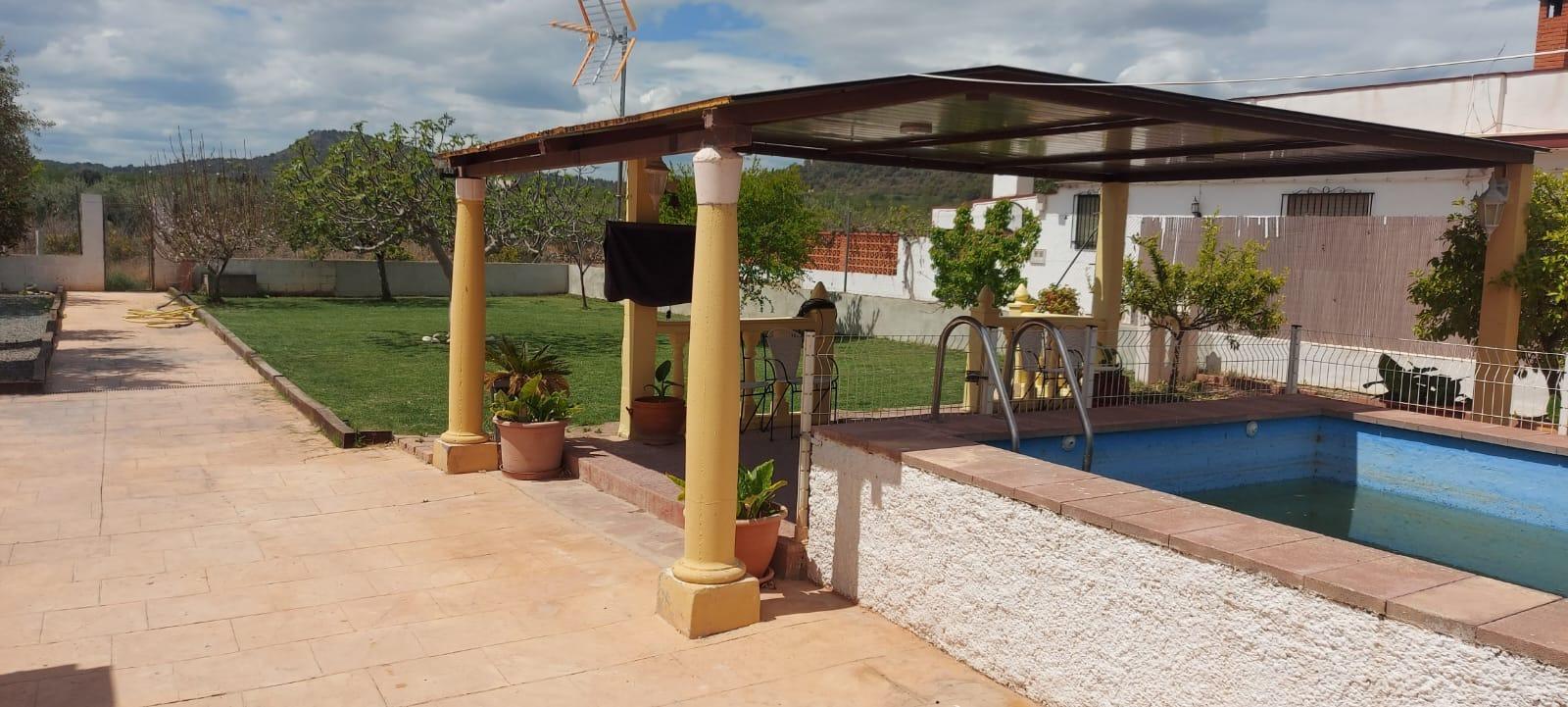 Villa for sale in Lliria