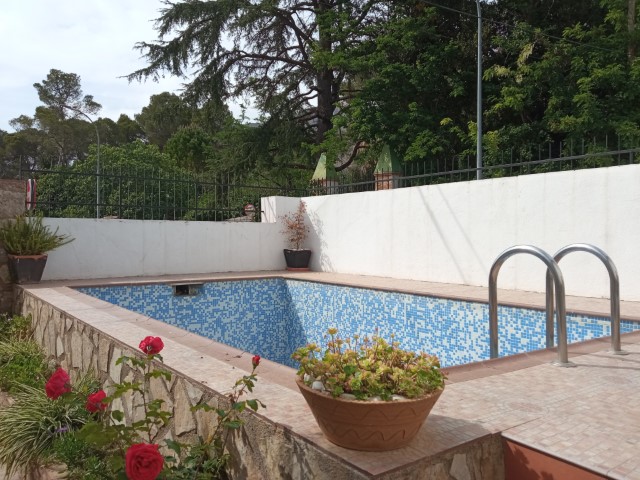 Townhouse for sale in La Drova
