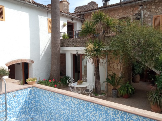 Townhouse for sale in La Drova