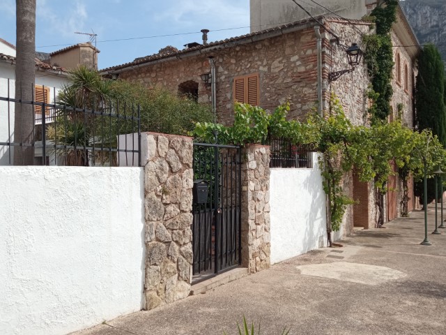 Townhouse for sale in La Drova
