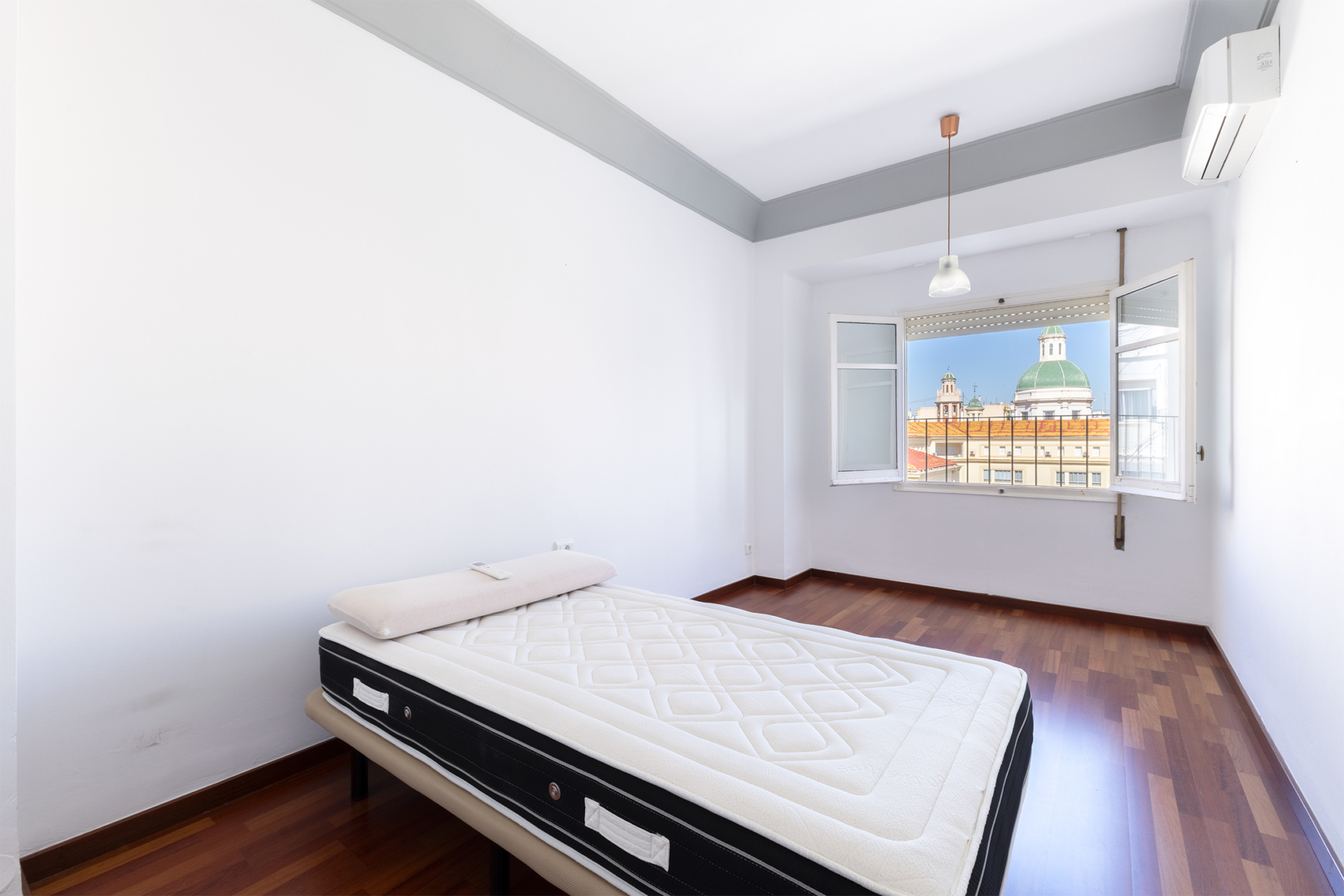 Apartment for sale in Valencia